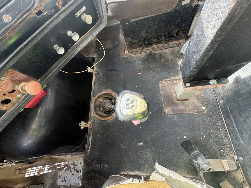 1990 WHITE/GMC WG64 (WG Series) - view 13 of 30