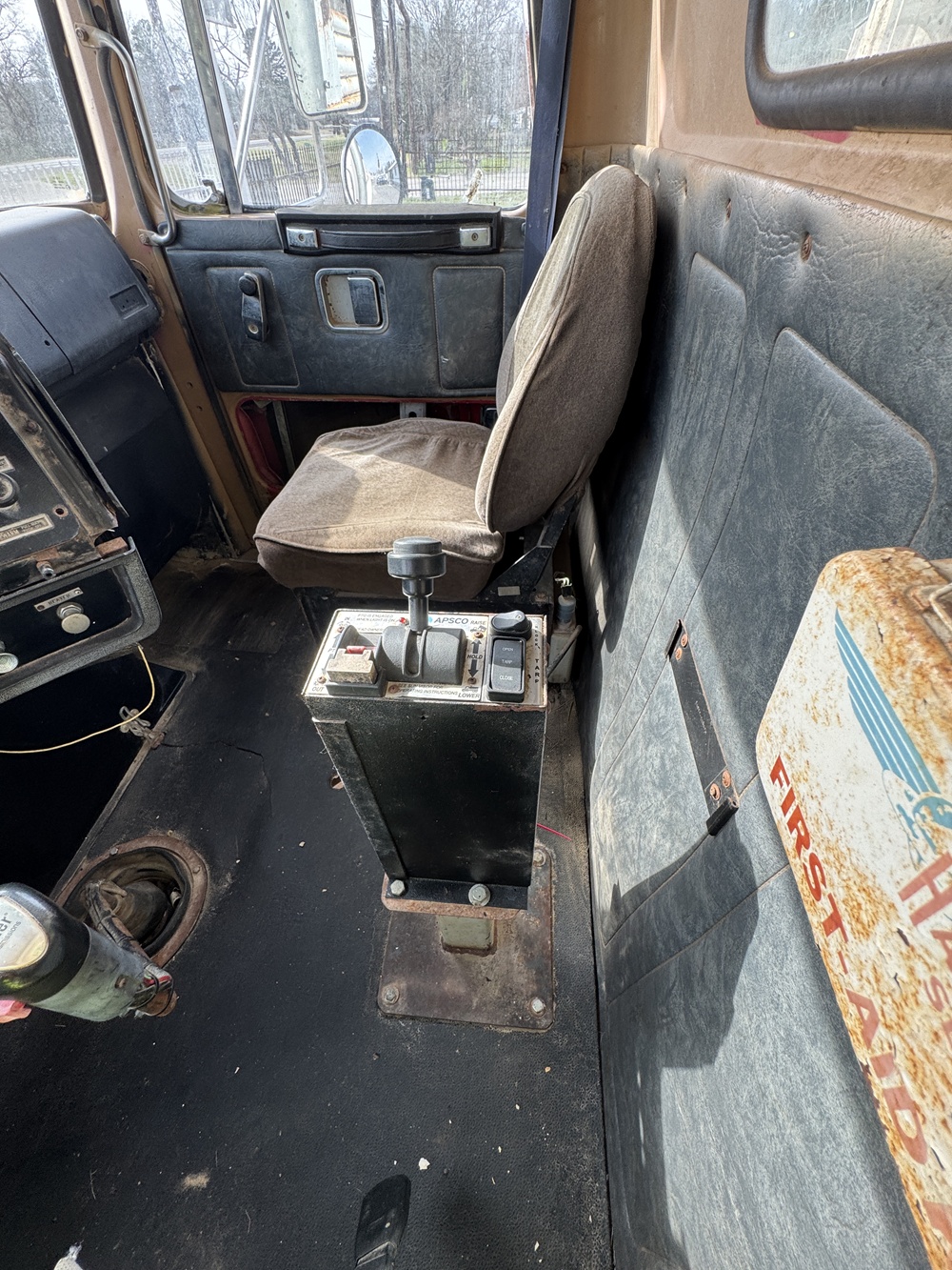 1990 WHITE/GMC WG64 (WG Series) - view 15 of 30