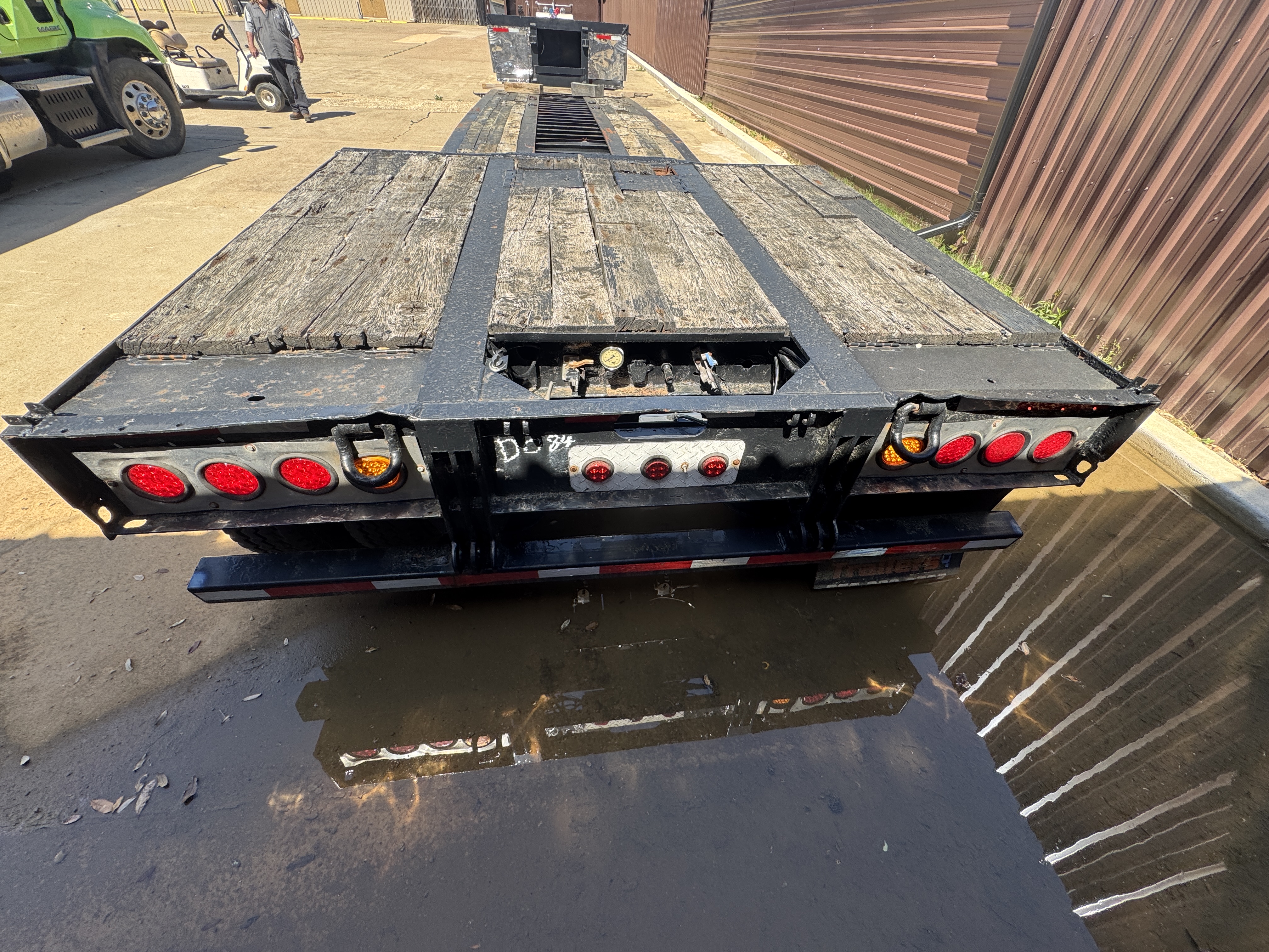 2002 XL SPECIALIZED TRAILERS 48 foot XL70 - view 4 of 20