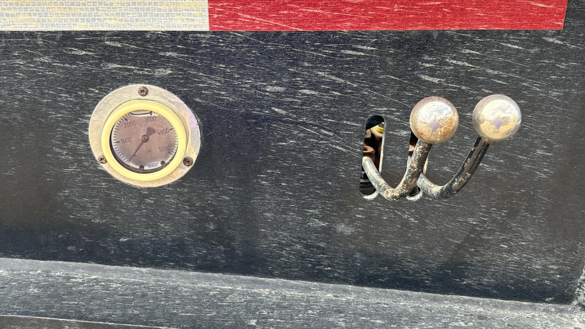 2013 XL SPECIALIZED TRAILERS XL110HDG - view 20 of 30