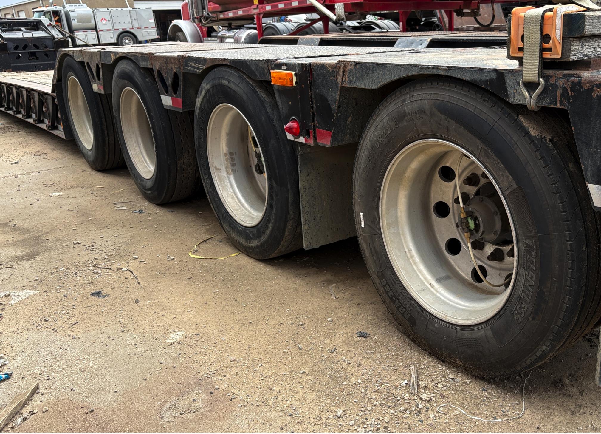 2013 XL SPECIALIZED TRAILERS XL110HDG - view 6 of 30