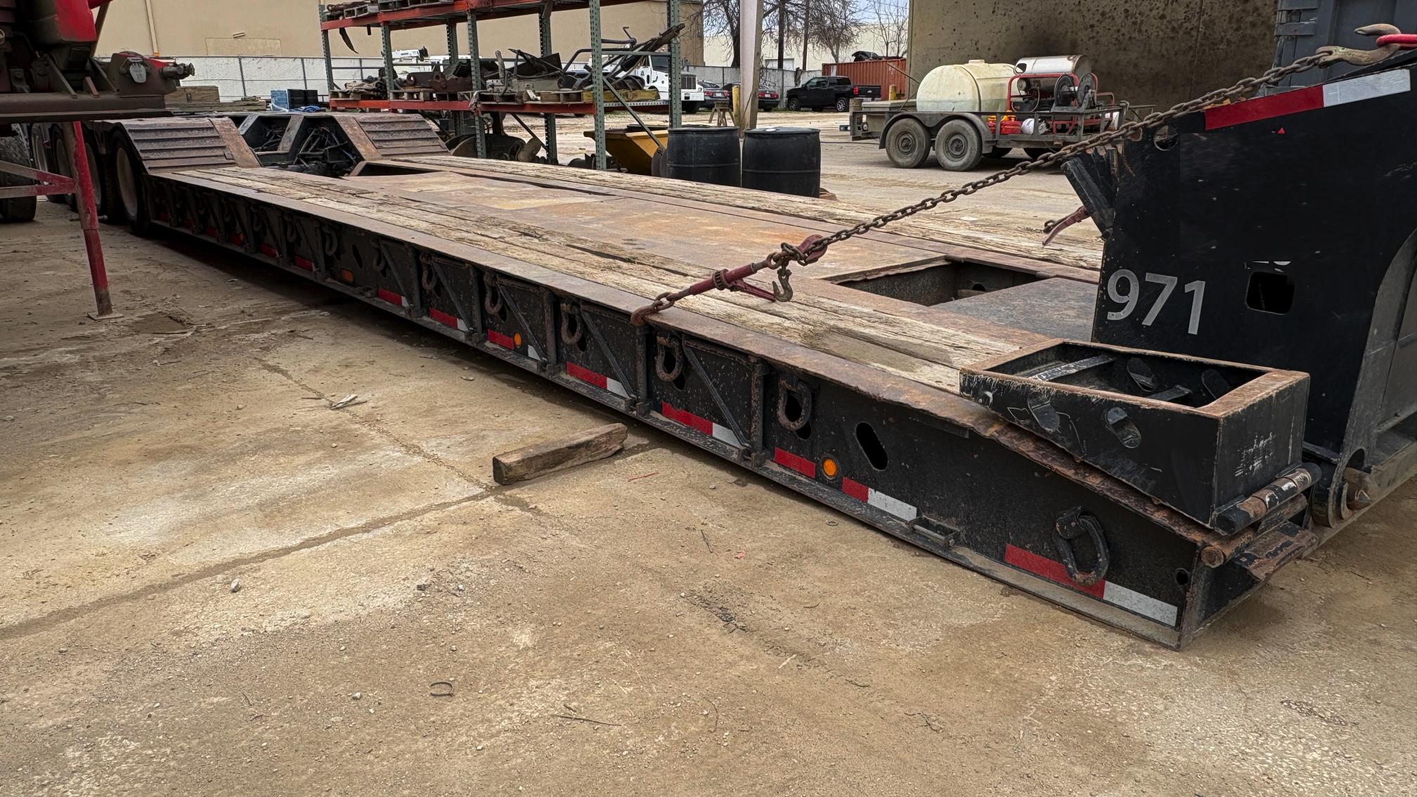 2013 XL SPECIALIZED TRAILERS XL110HDG - view 3 of 30