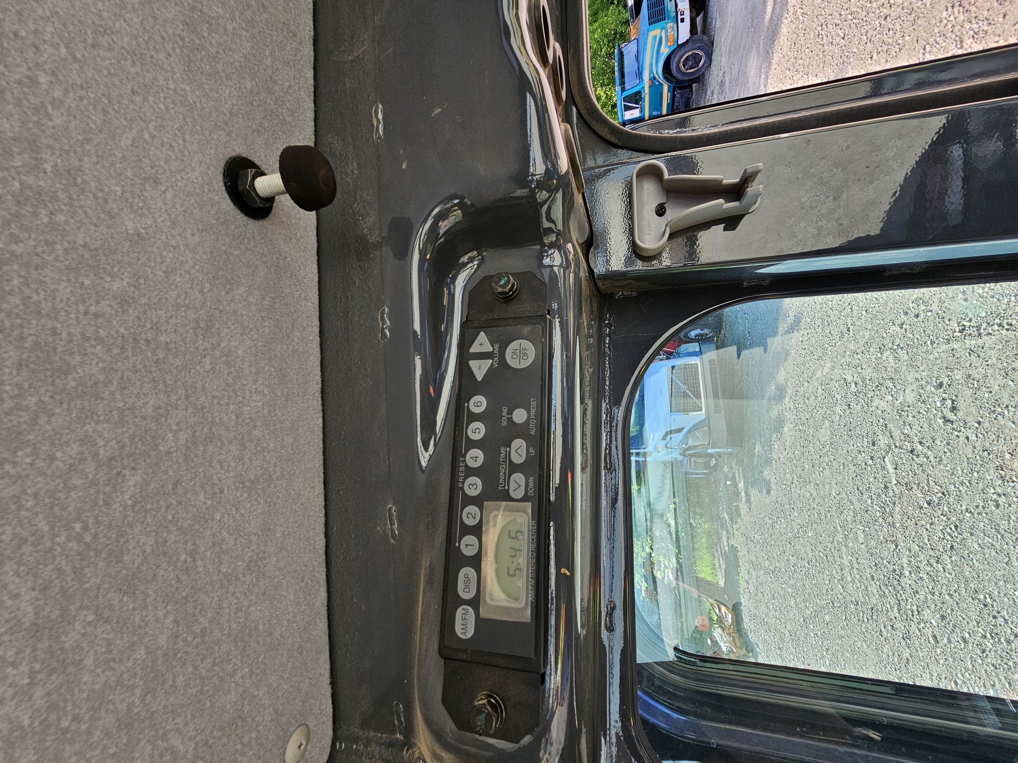 2017 KOBELCO SK35SR-6E - view 12 of 14