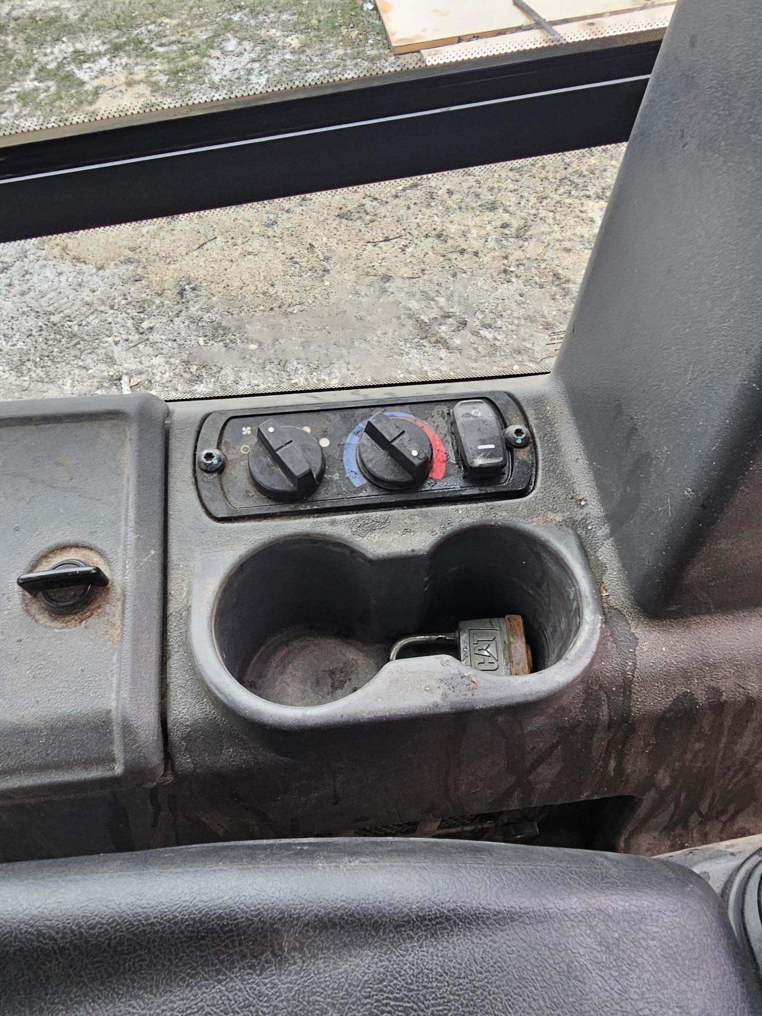 2017 CATERPILLAR D5K2 LGP - view 16 of 16