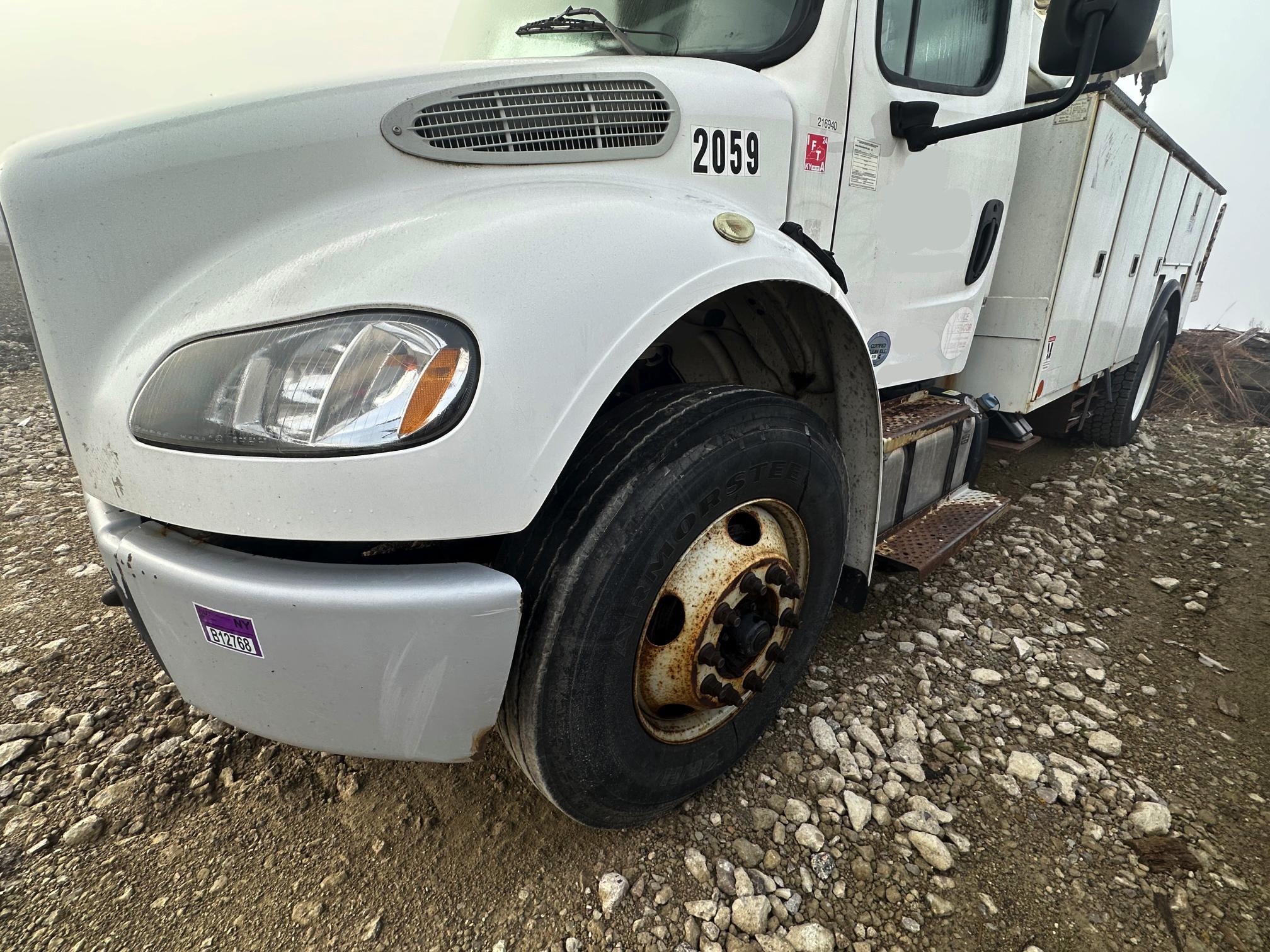 2017 FREIGHTLINER M2 106 - view 4 of 30