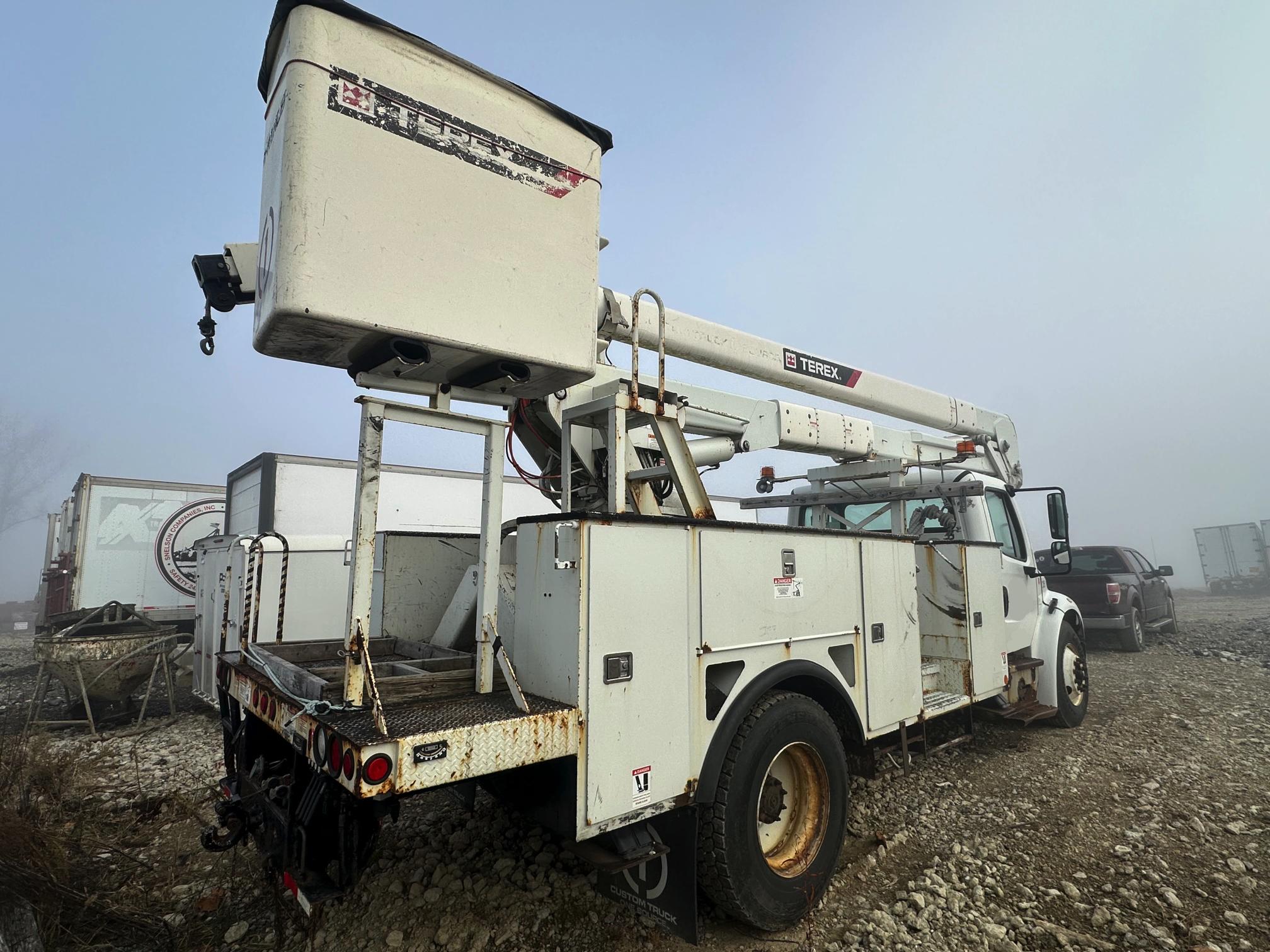 2017 FREIGHTLINER M2 106 - view 8 of 30