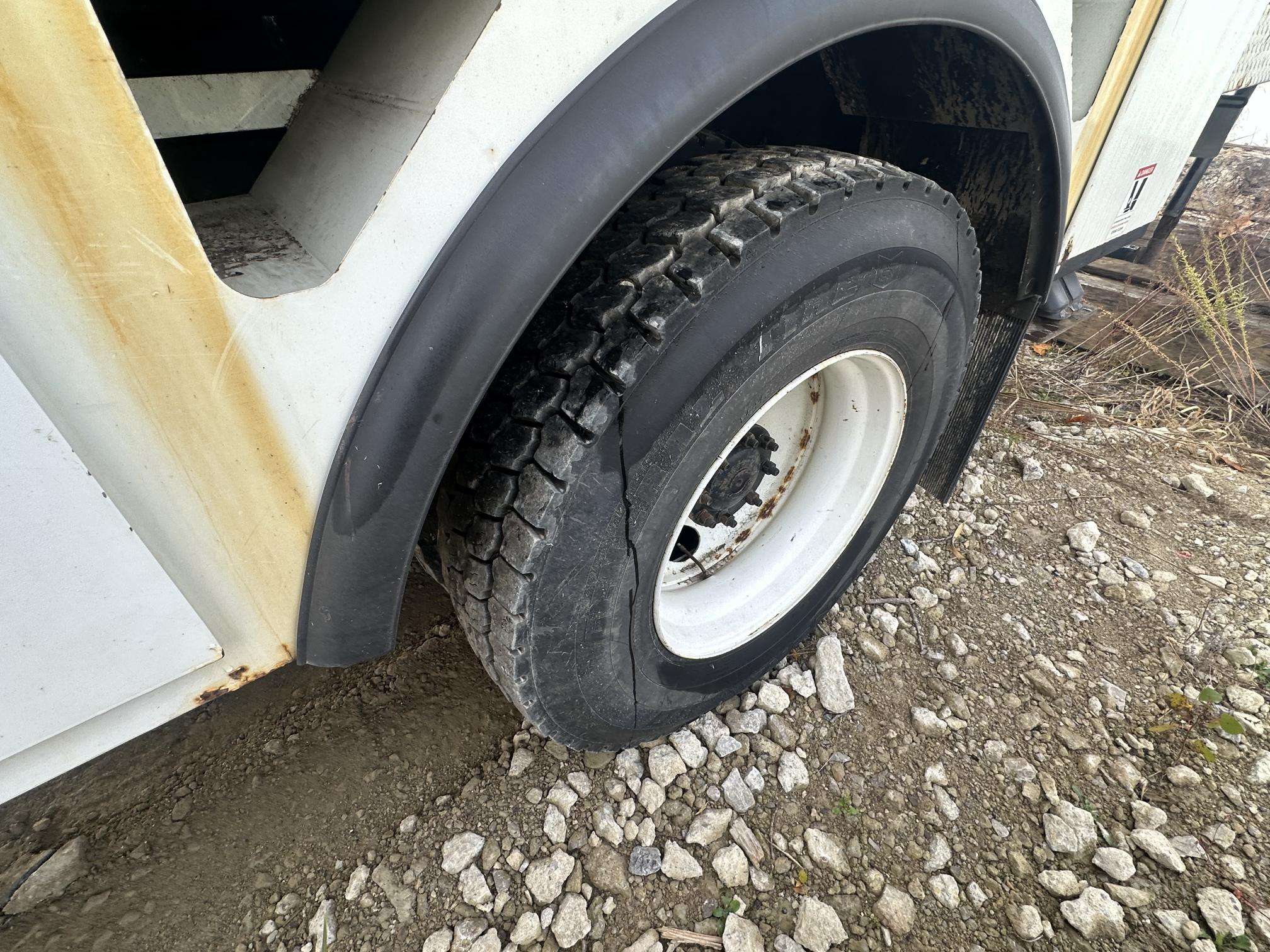 2017 FREIGHTLINER M2 106 - view 15 of 30