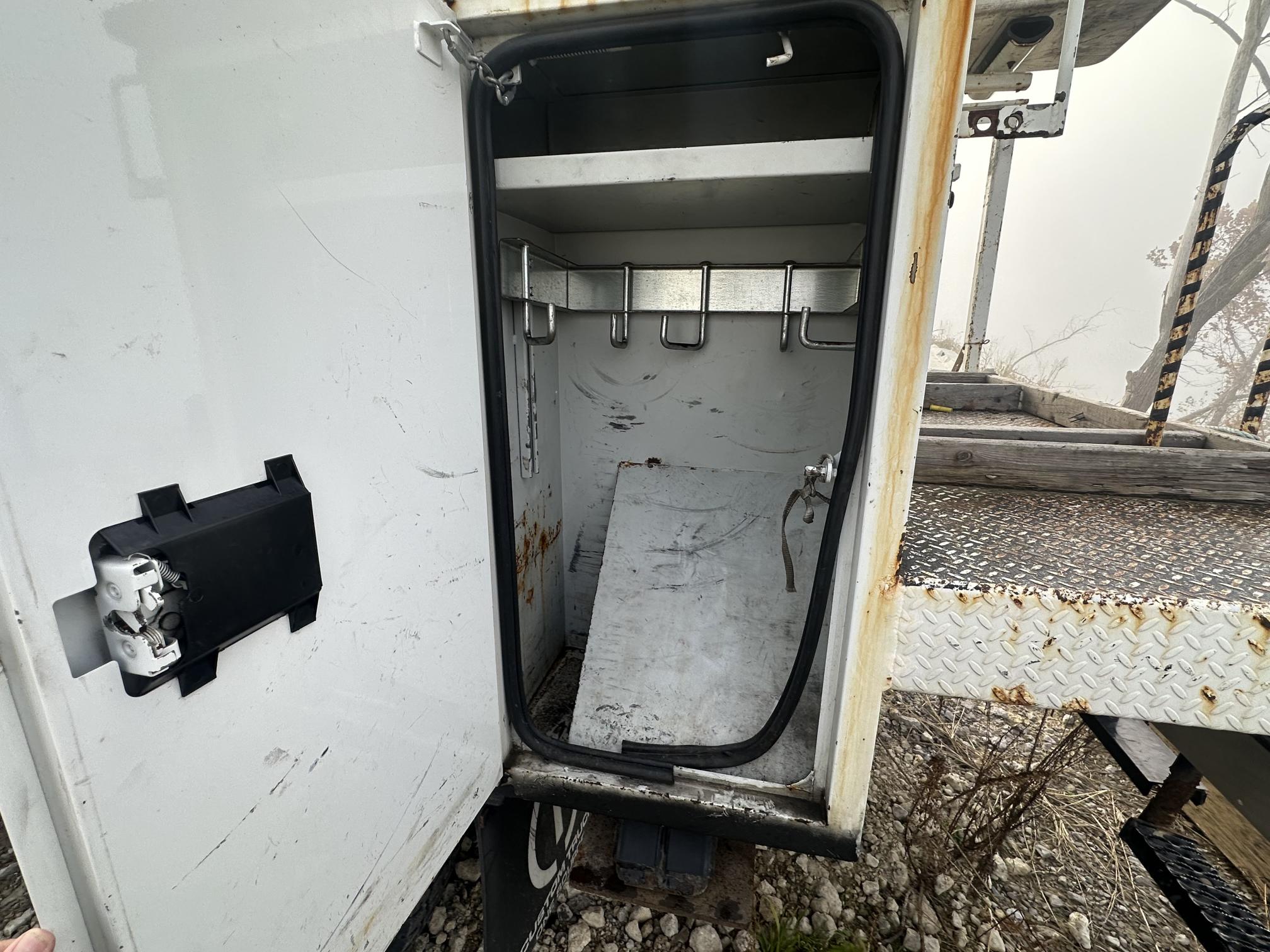 2017 FREIGHTLINER M2 106 - view 16 of 30