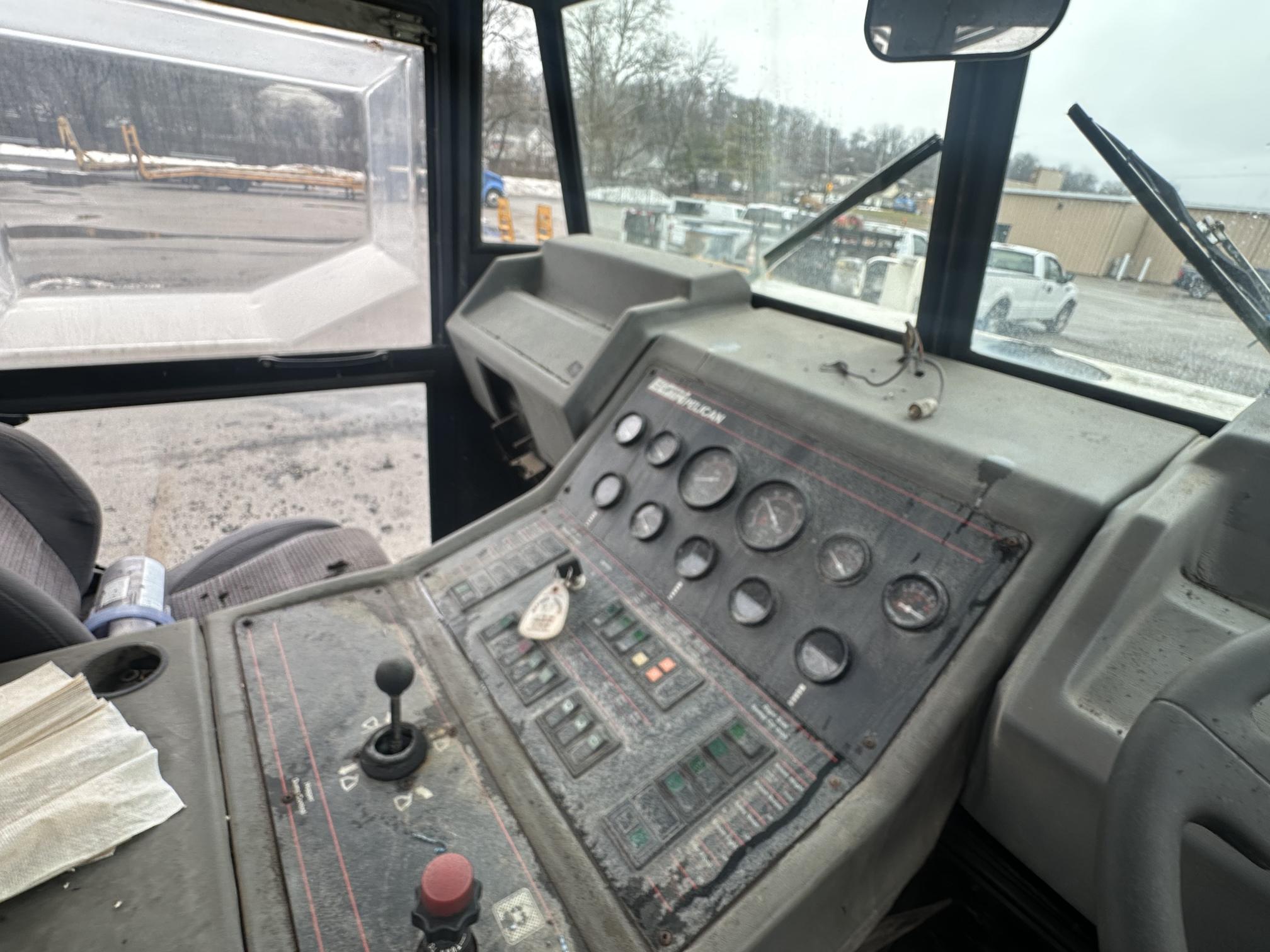 1990 ELGIN Series P - view 18 of 24