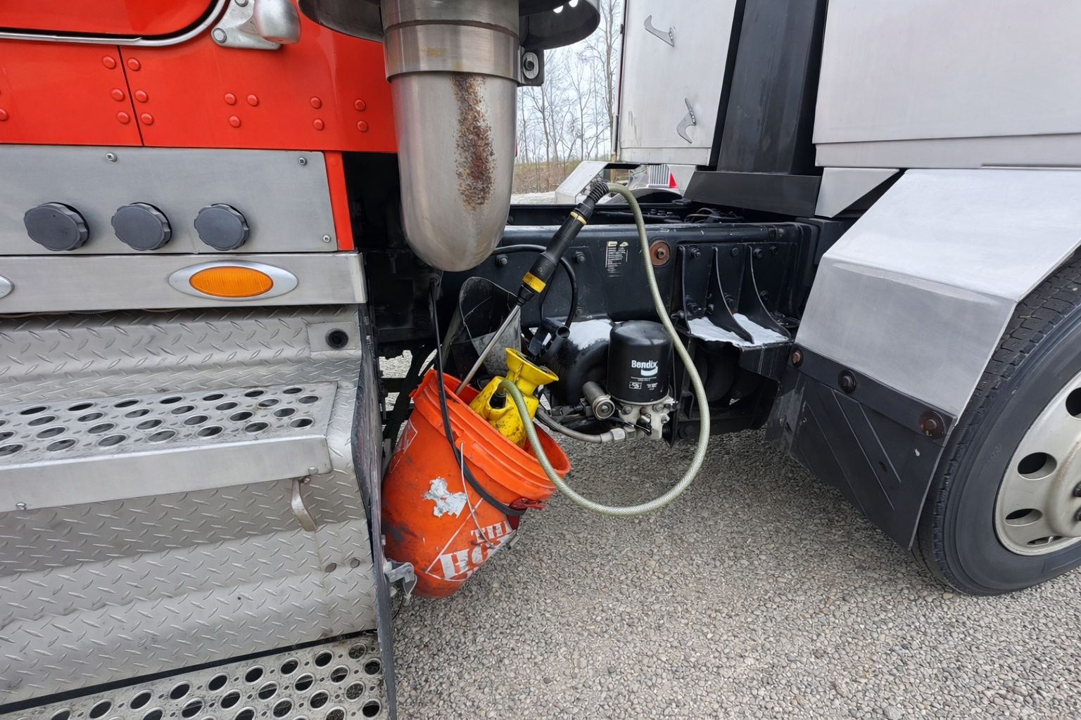 2005 KENWORTH W900S - view 7 of 30