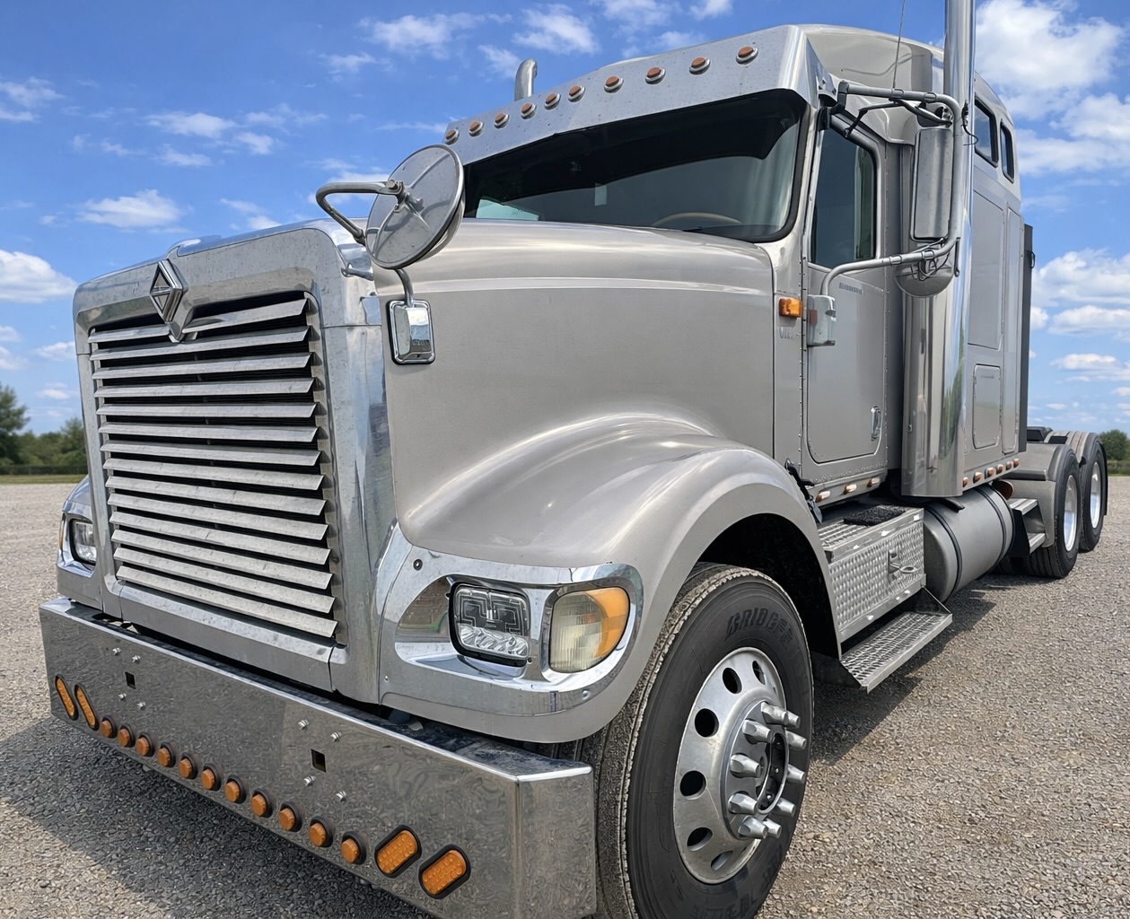 2006 INTERNATIONAL L9327 - view 3 of 30