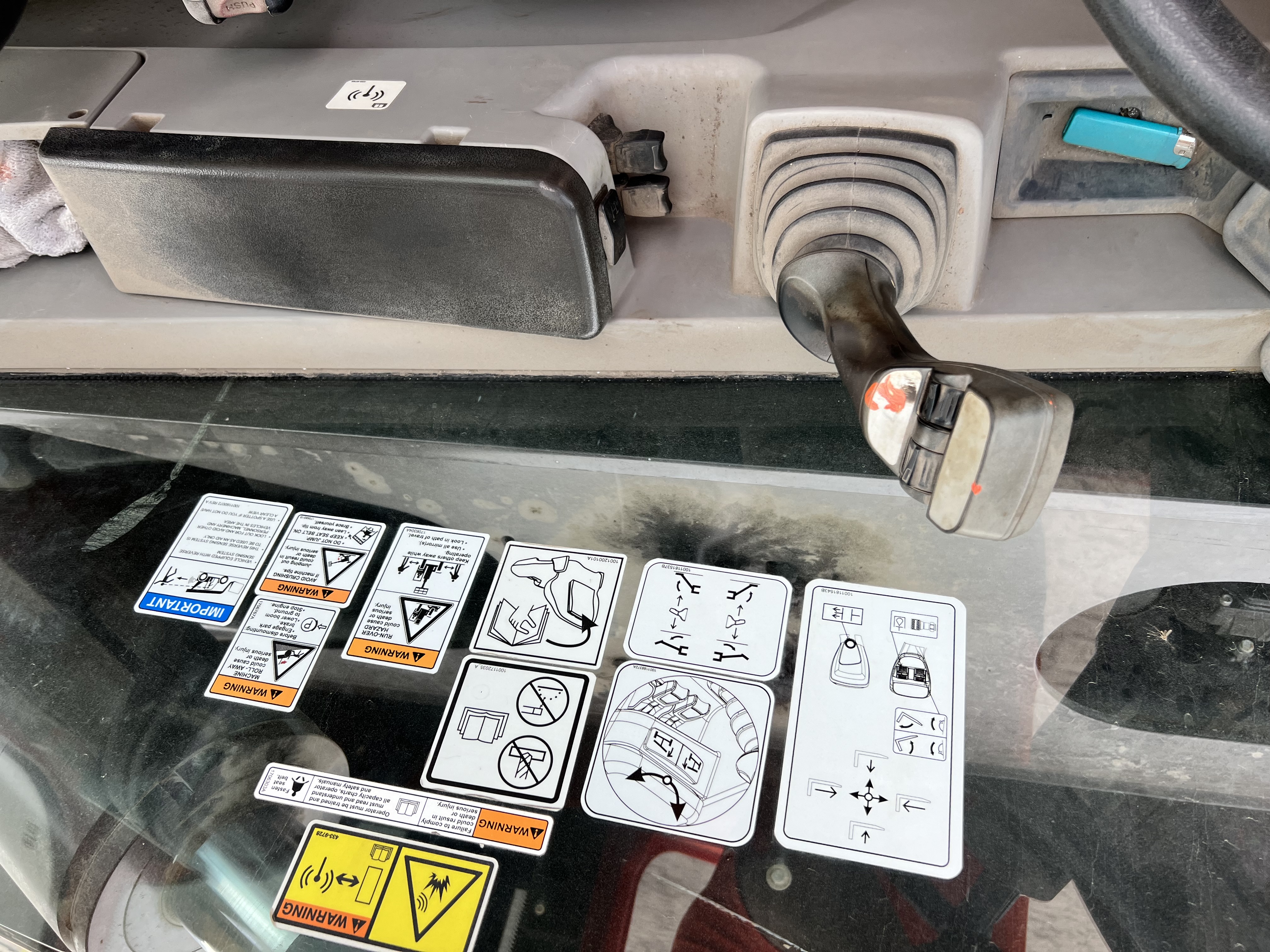 2017 JLG 1255 - view 14 of 28