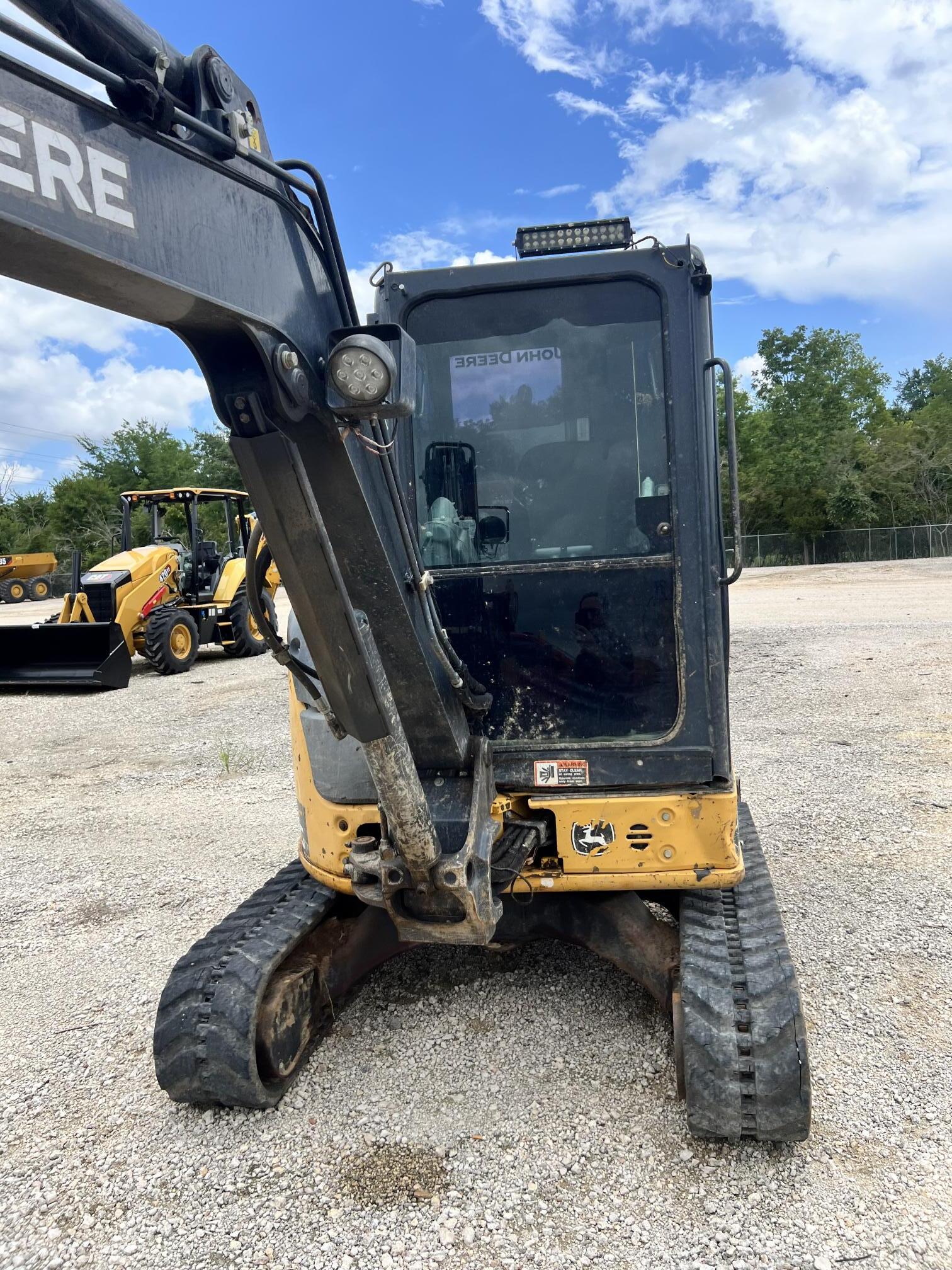 2017 DEERE 35G - view 3 of 30