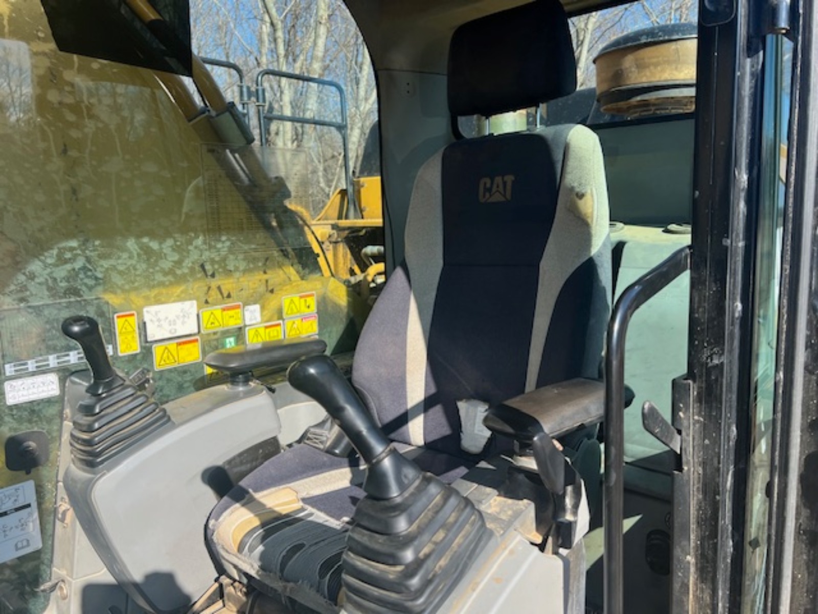 2017 CATERPILLAR 349FL - view 9 of 30