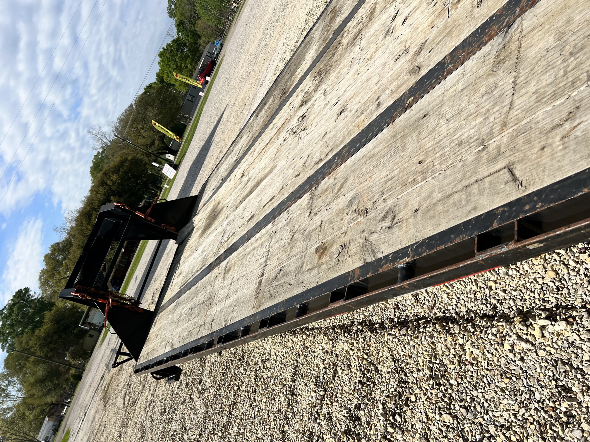 2021 TOP HAT TRAILERS GN259HD 40x102 - view 6 of 17