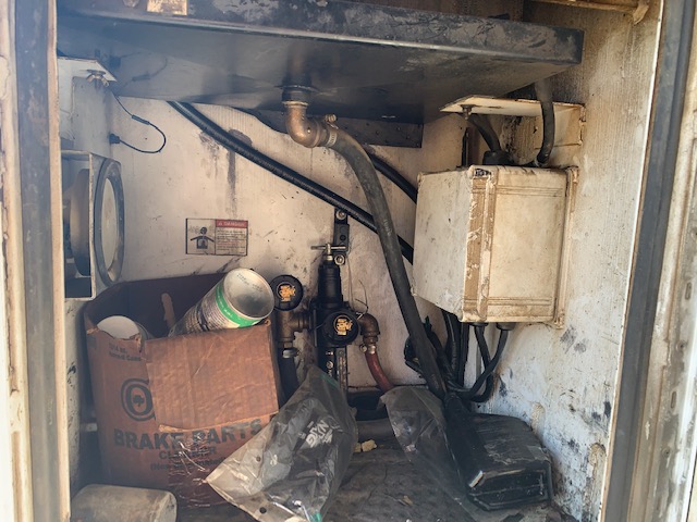 2005 FORD F-750 - view 18 of 29