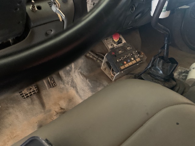 2005 FORD F-750 - view 14 of 29