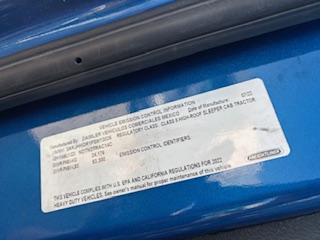 2023 FREIGHTLINER - view 11 of 23