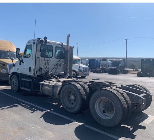 2005 FREIGHTLINER FLT - view 6 of 20
