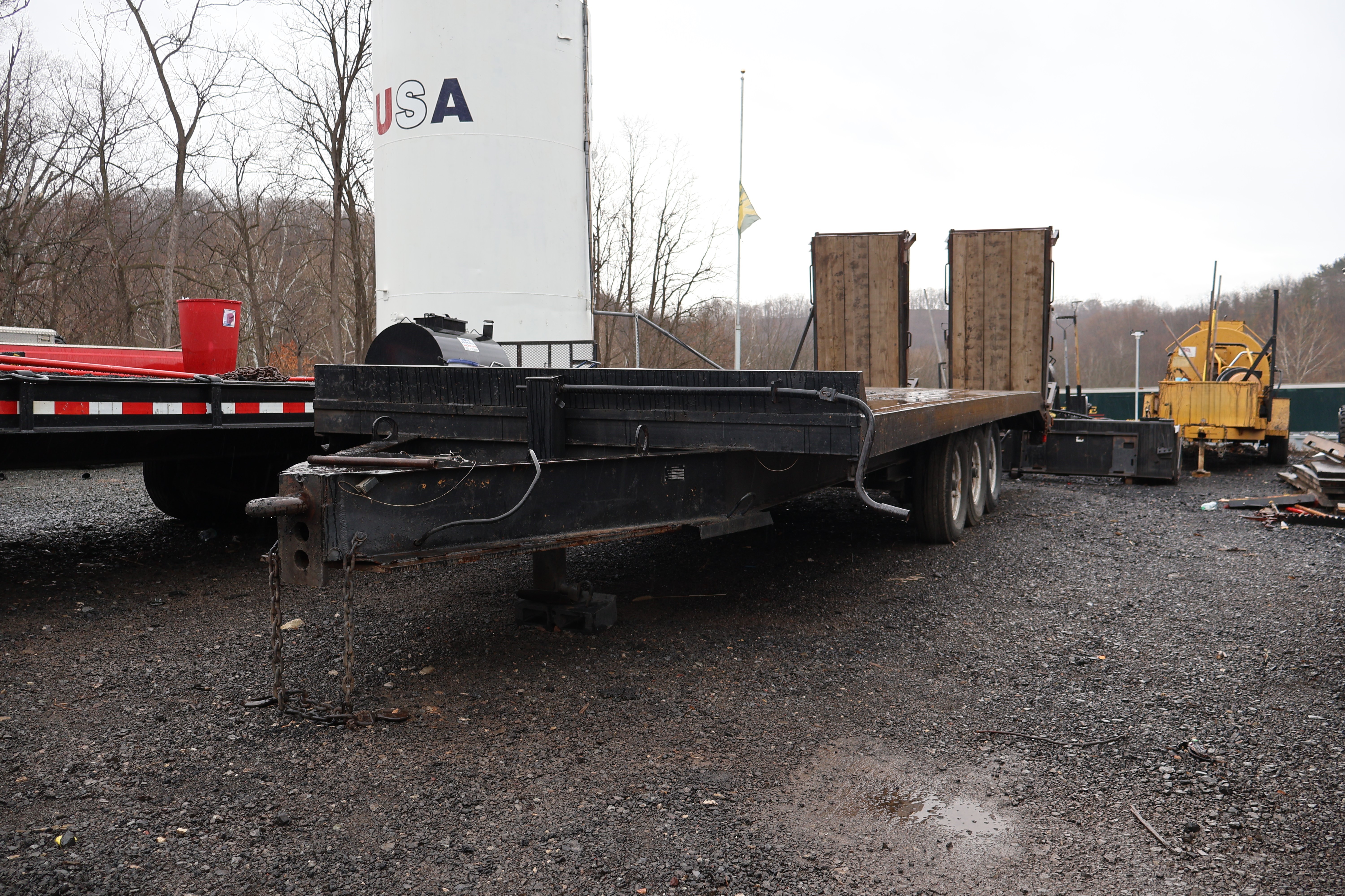 2001  24 - view 2 of 26