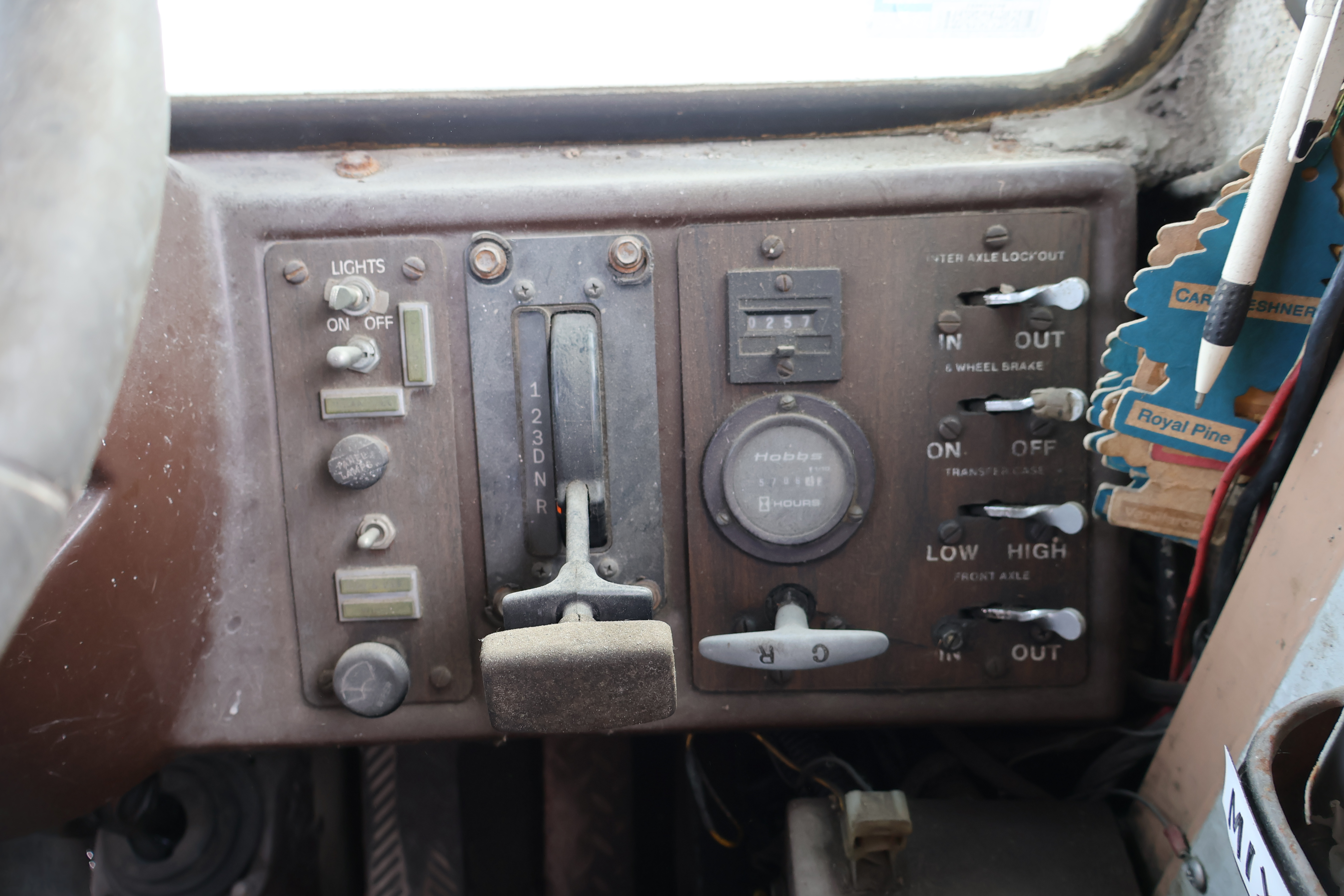 1996 ADVANCE Concrete Mixer Truck - view 8 of 27