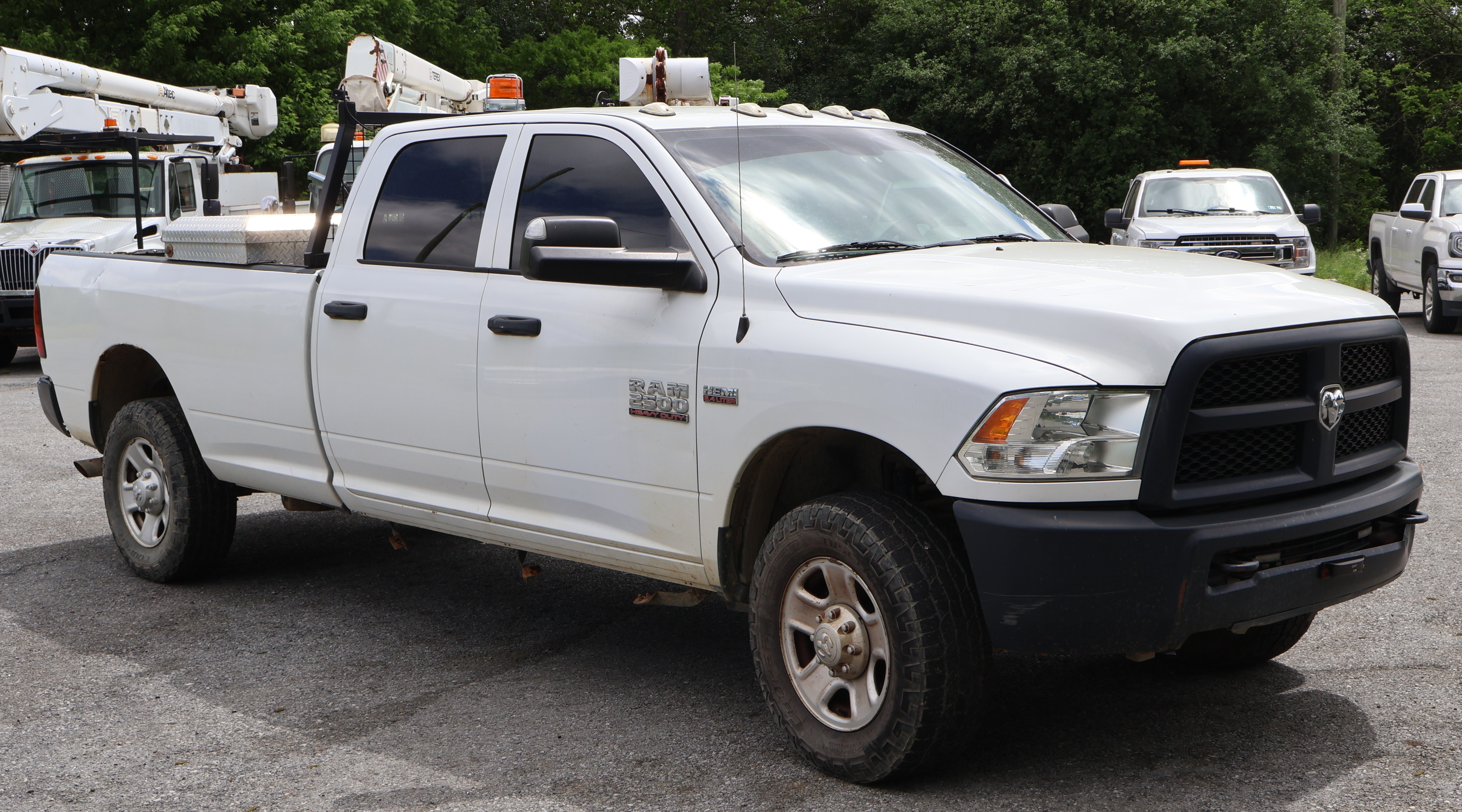 2017 DODGE Ram 2500 - view 4 of 24