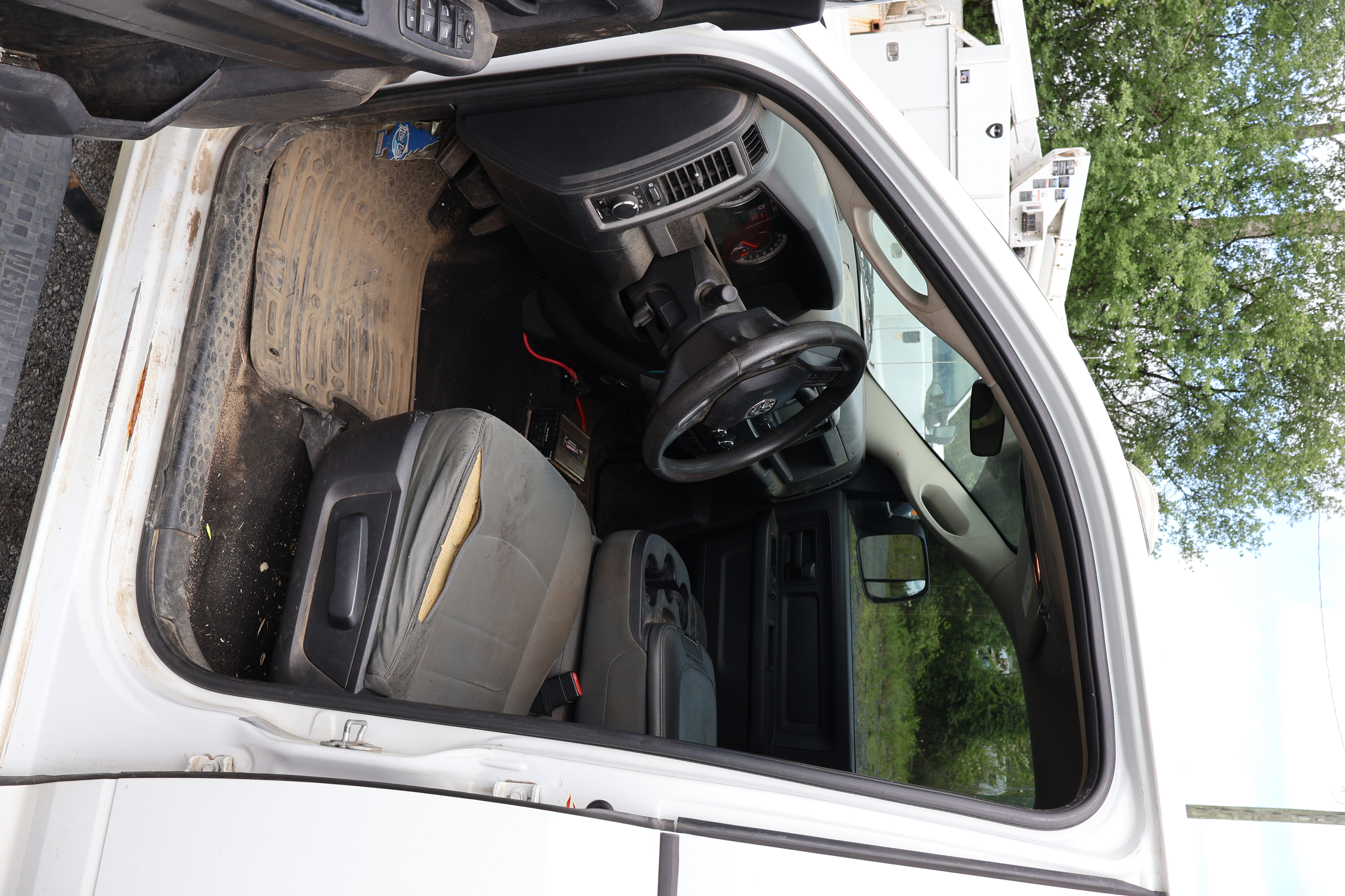 2017 DODGE Ram 2500 - view 15 of 24