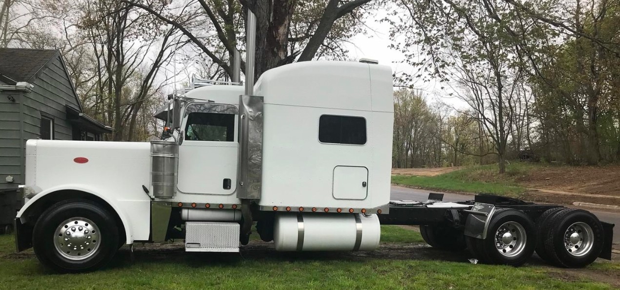 2007 PETERBILT 379 EXHD - view 4 of 30