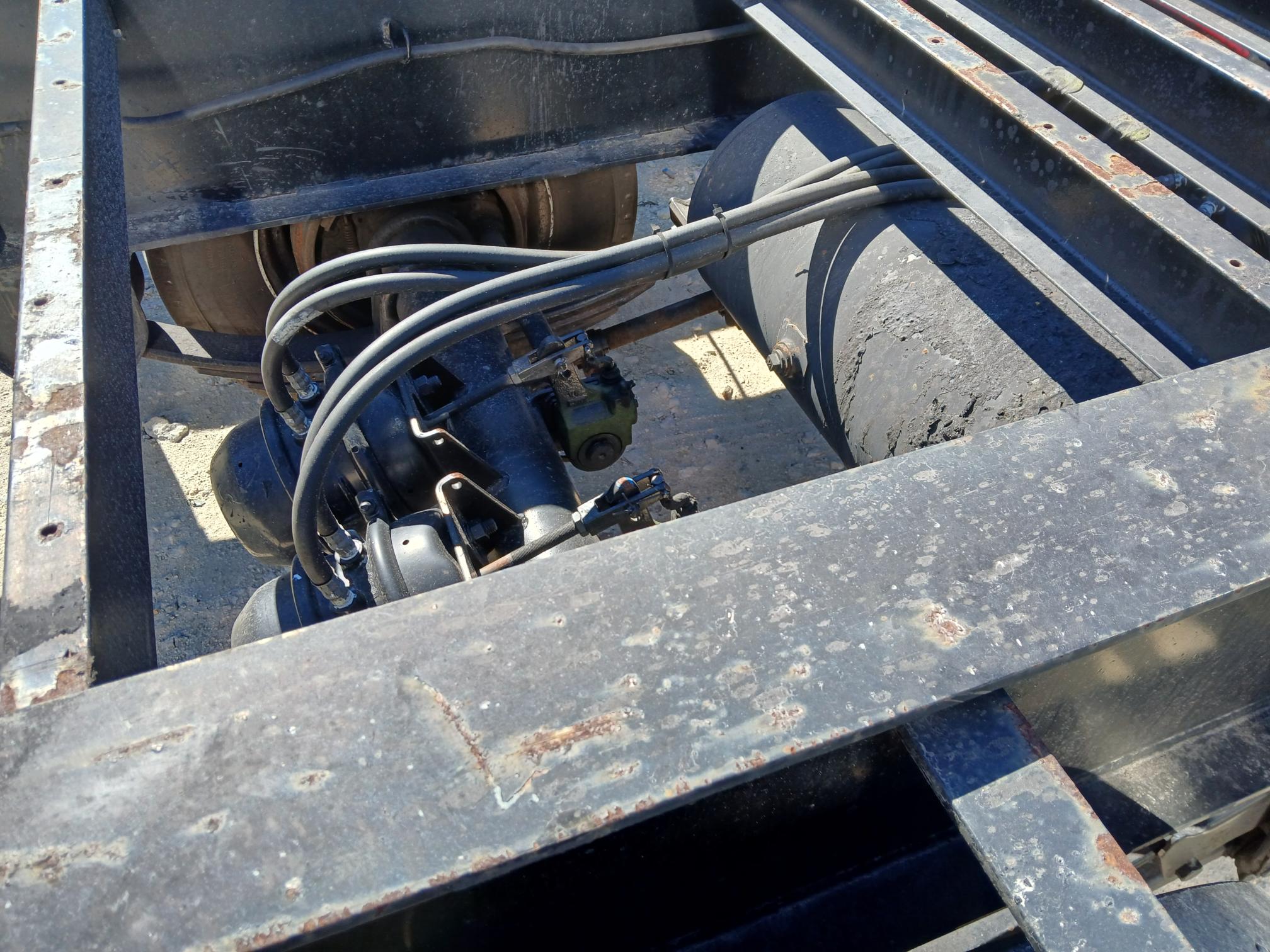 2018 KAUFMAN Tri-Axle - view 8 of 12