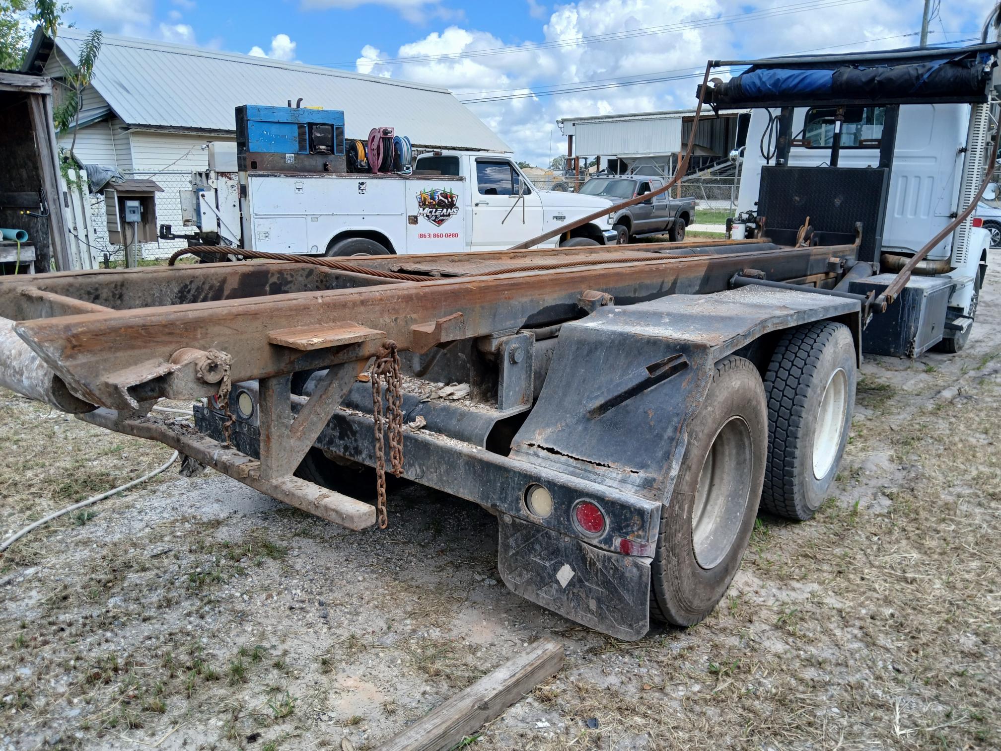 2005 WHITE/GMC WG - view 6 of 17