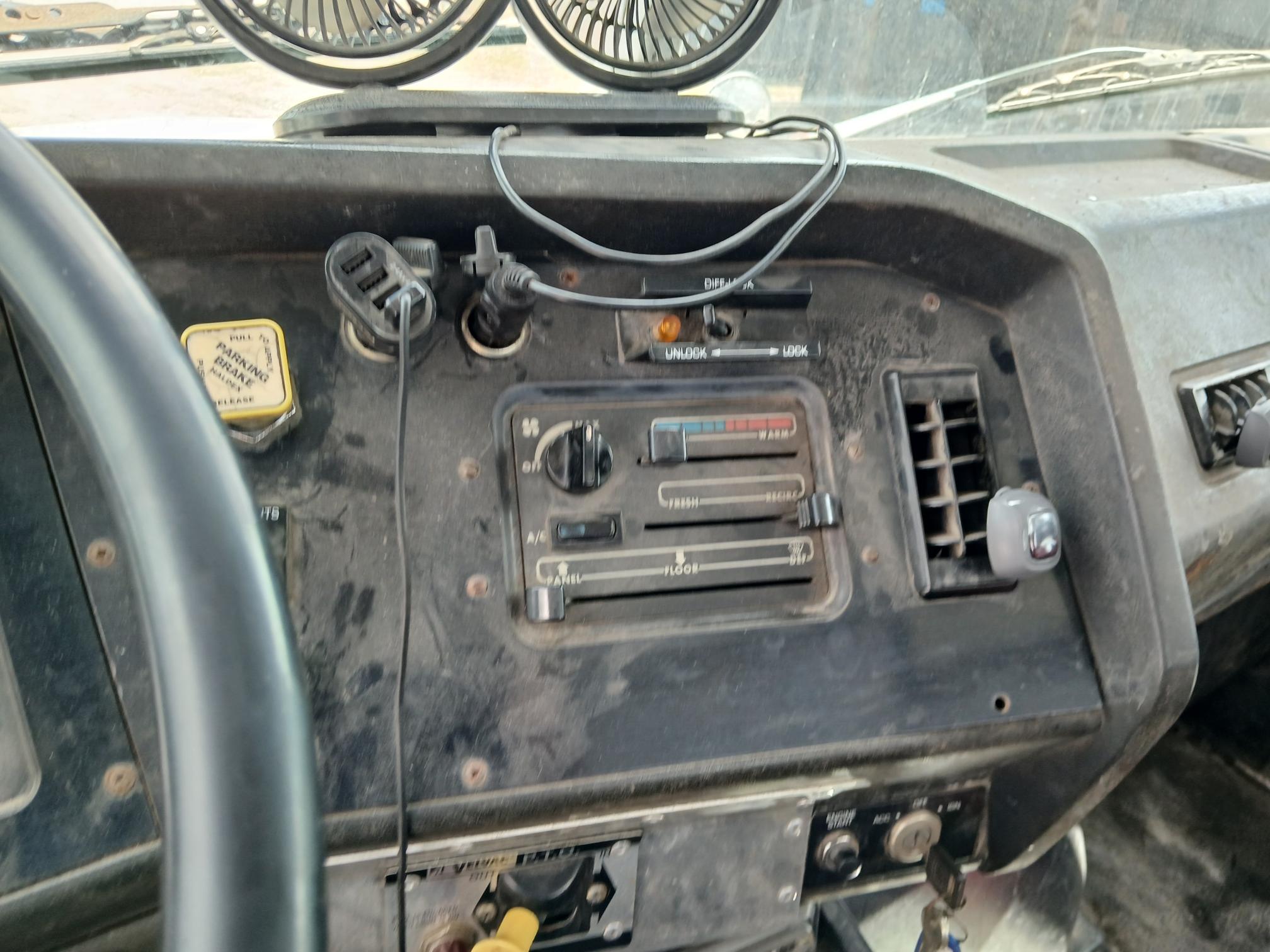 2005 WHITE/GMC WG - view 14 of 17