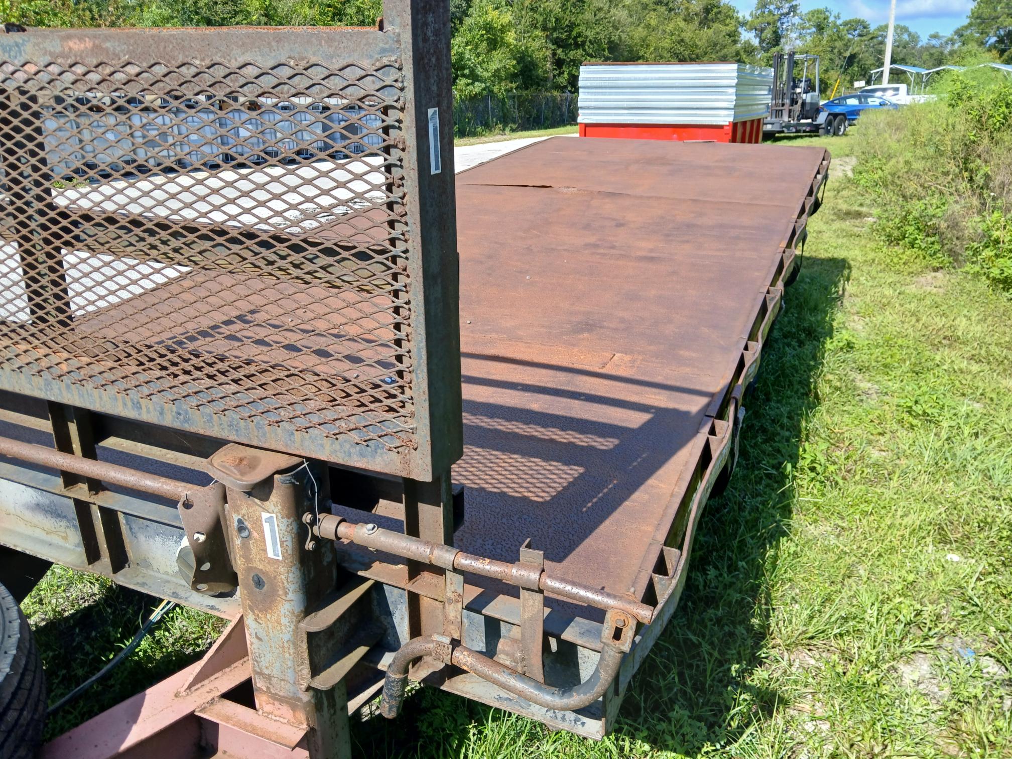 2017 CUSTOM BUILT 20 - view 3 of 10