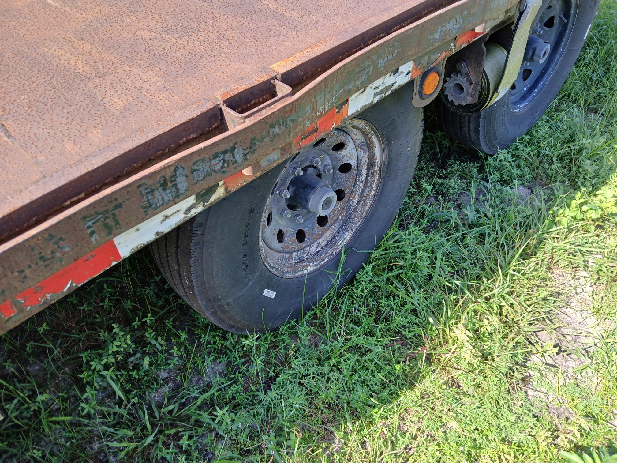 2017 CUSTOM BUILT 20 - view 8 of 10