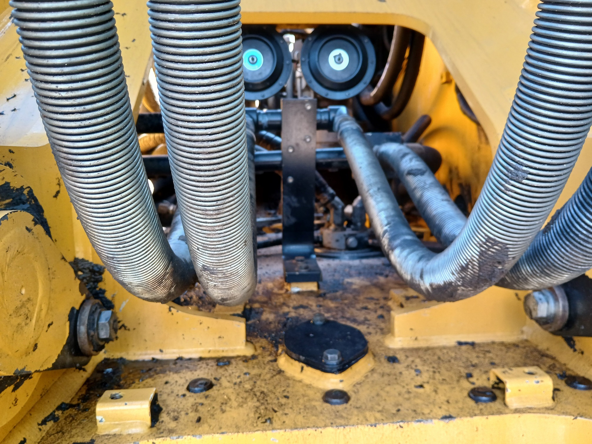 2017 DEERE 470G LC - view 7 of 16