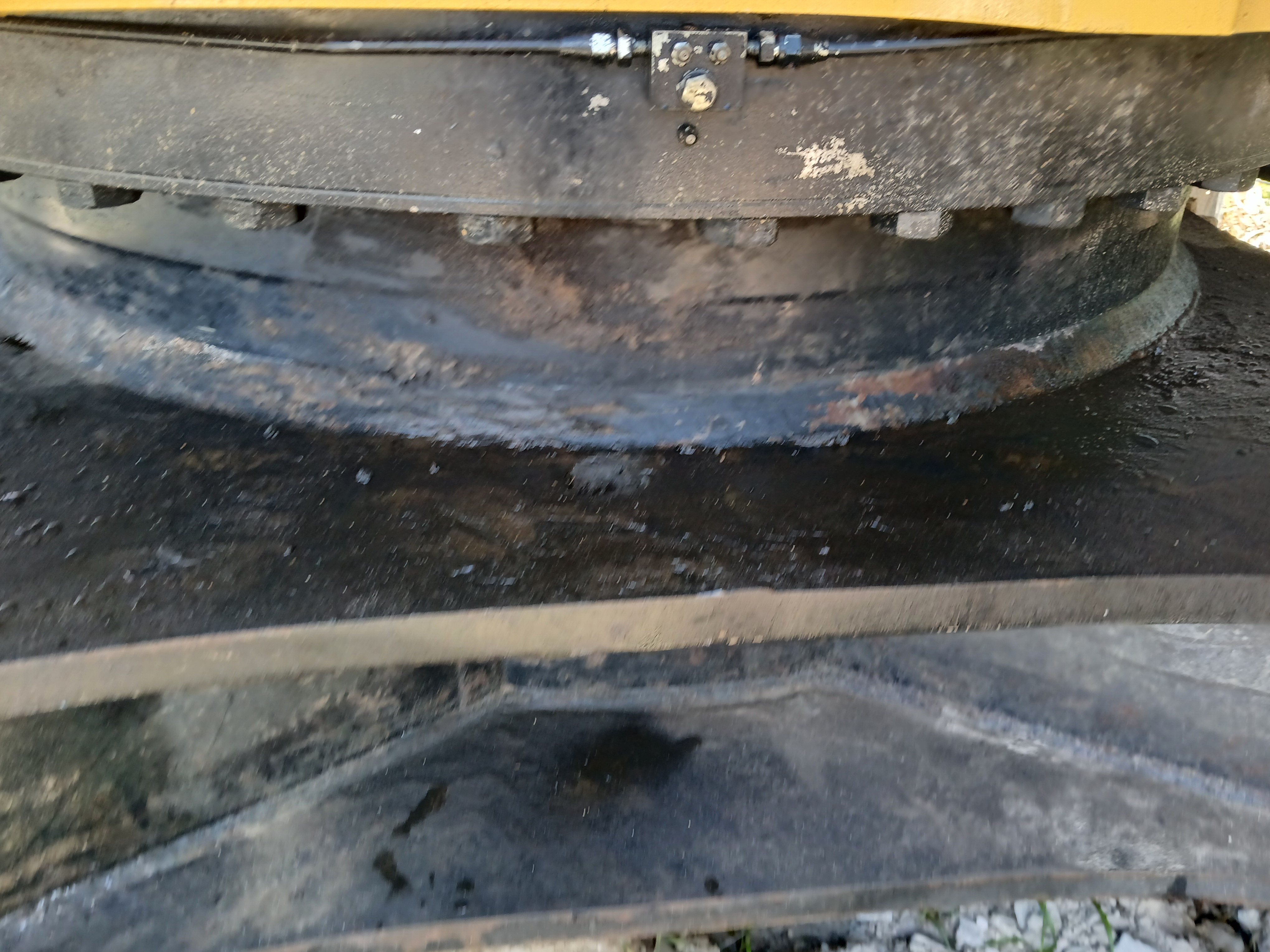 2017 DEERE 470G LC - view 14 of 16