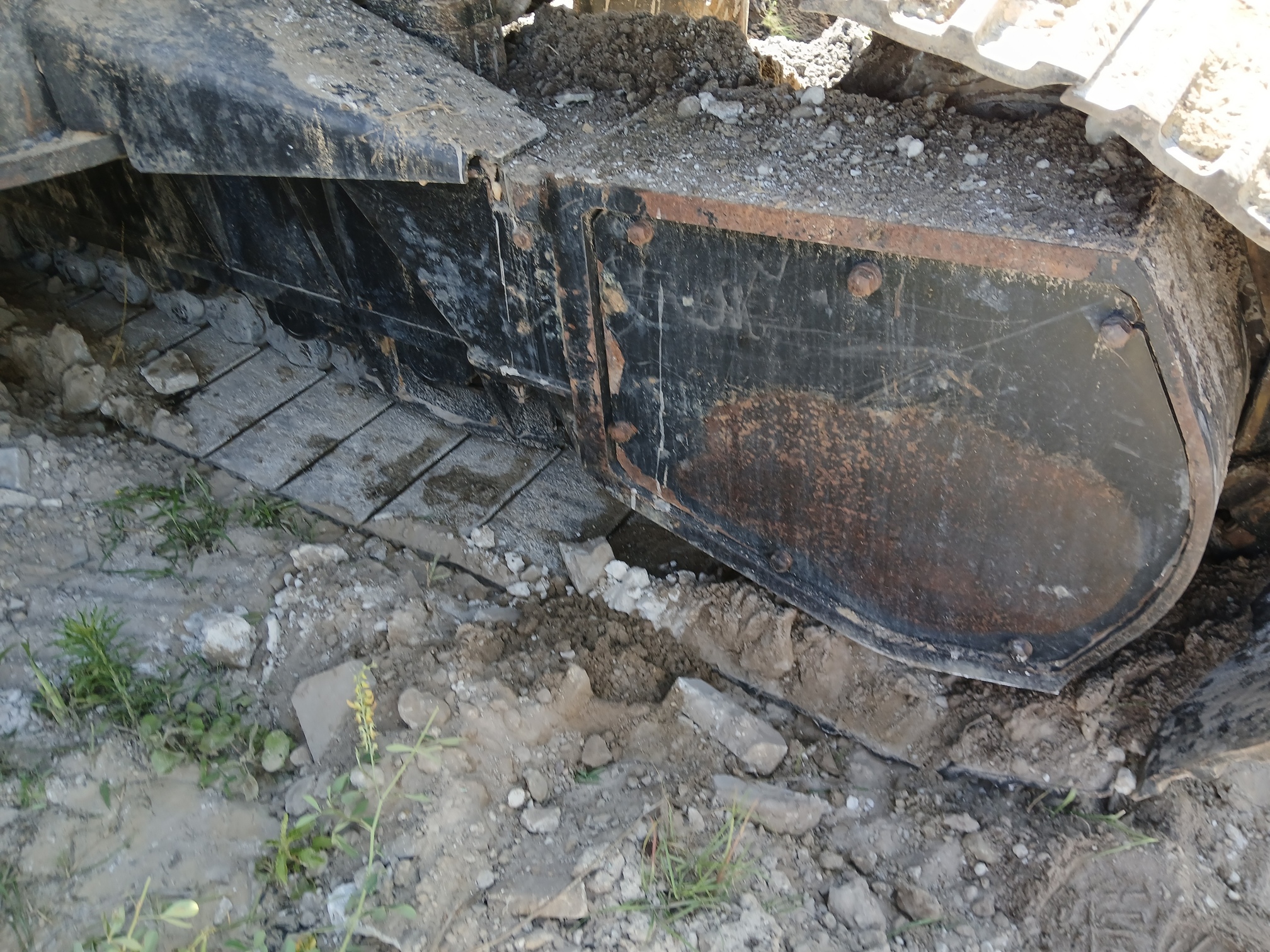 2017 DEERE 470G LC - view 15 of 16