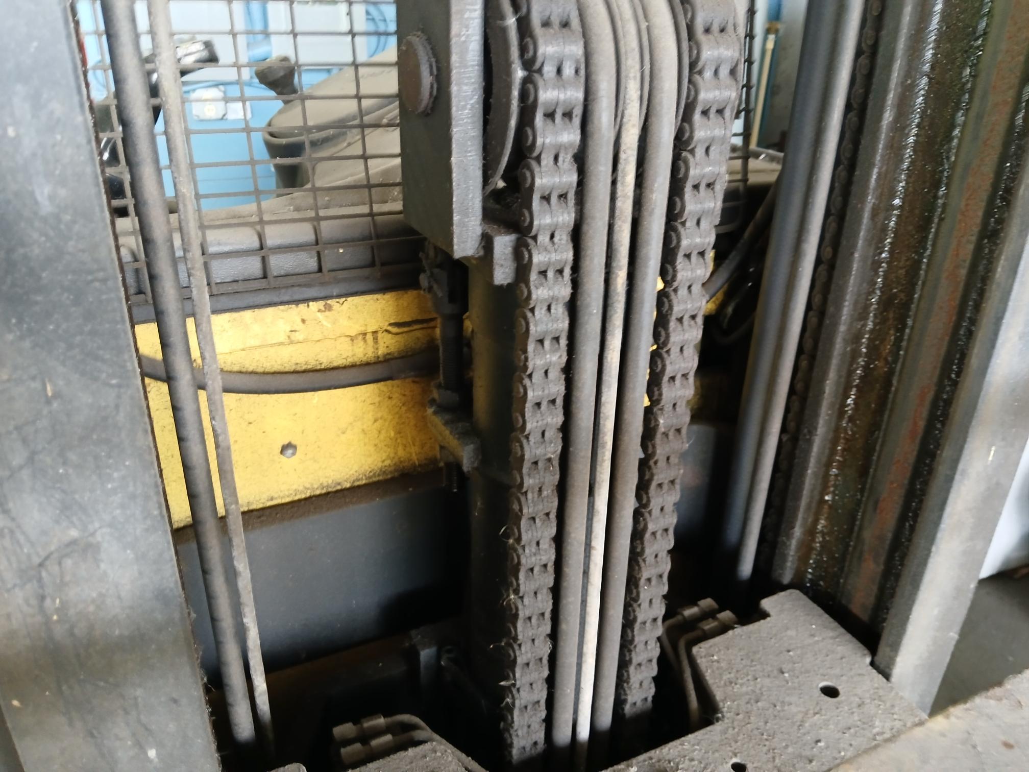 2017 HYSTER 40-E30H5D3 - view 3 of 12