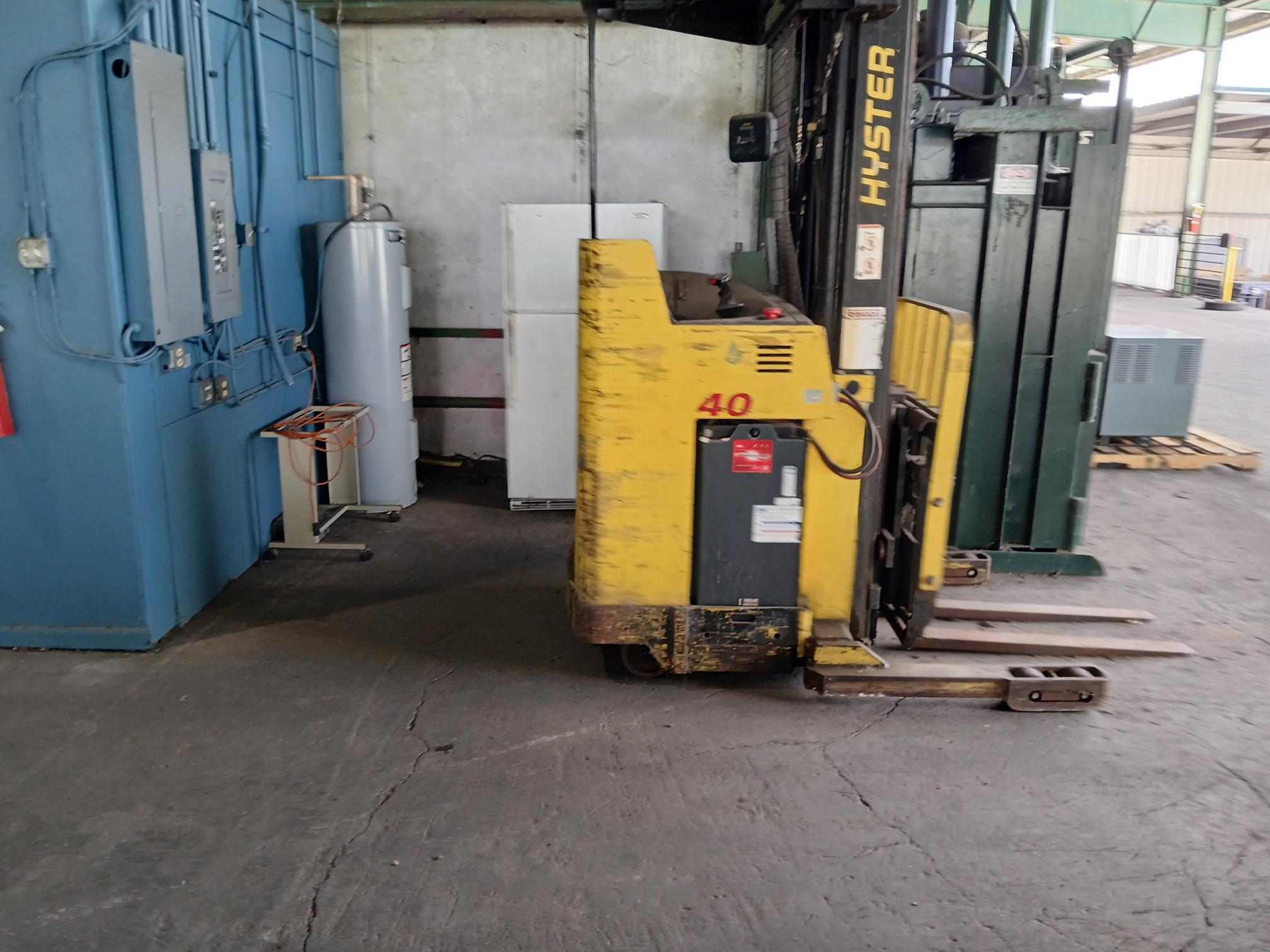 2017 HYSTER 40-E30H5D3 - view 1 of 12