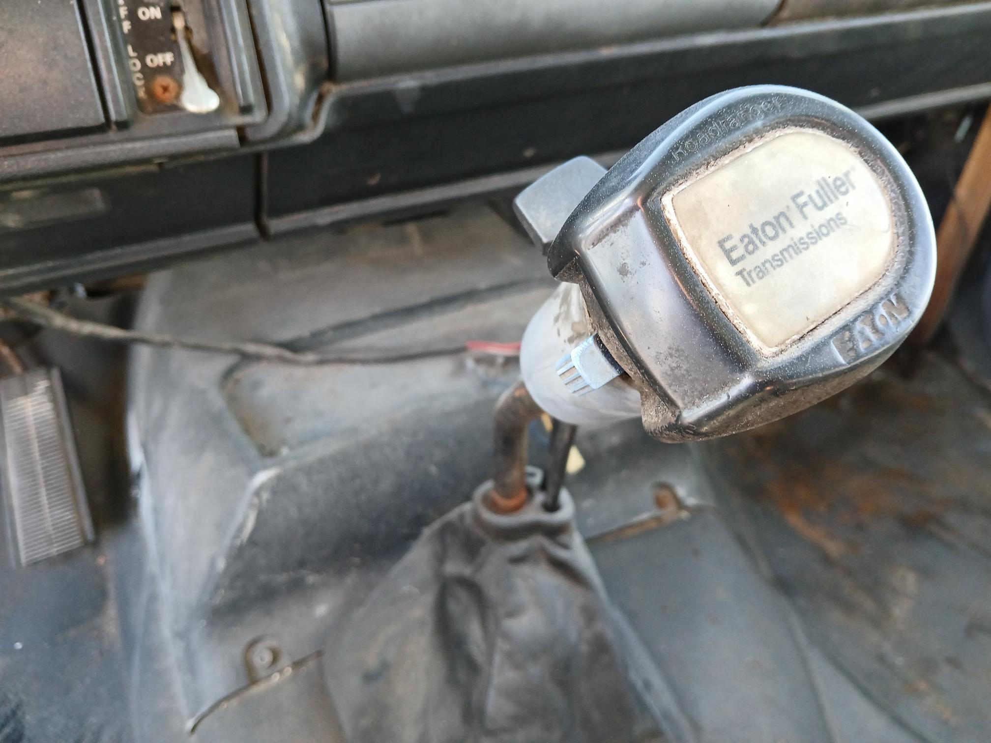 2001 CHEVROLET Kodiak - view 8 of 15