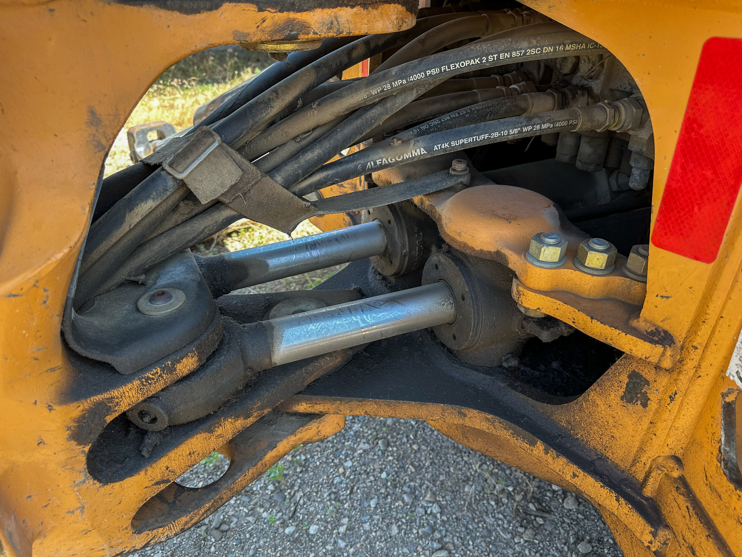 2017 CASE 580 Super N - view 7 of 24