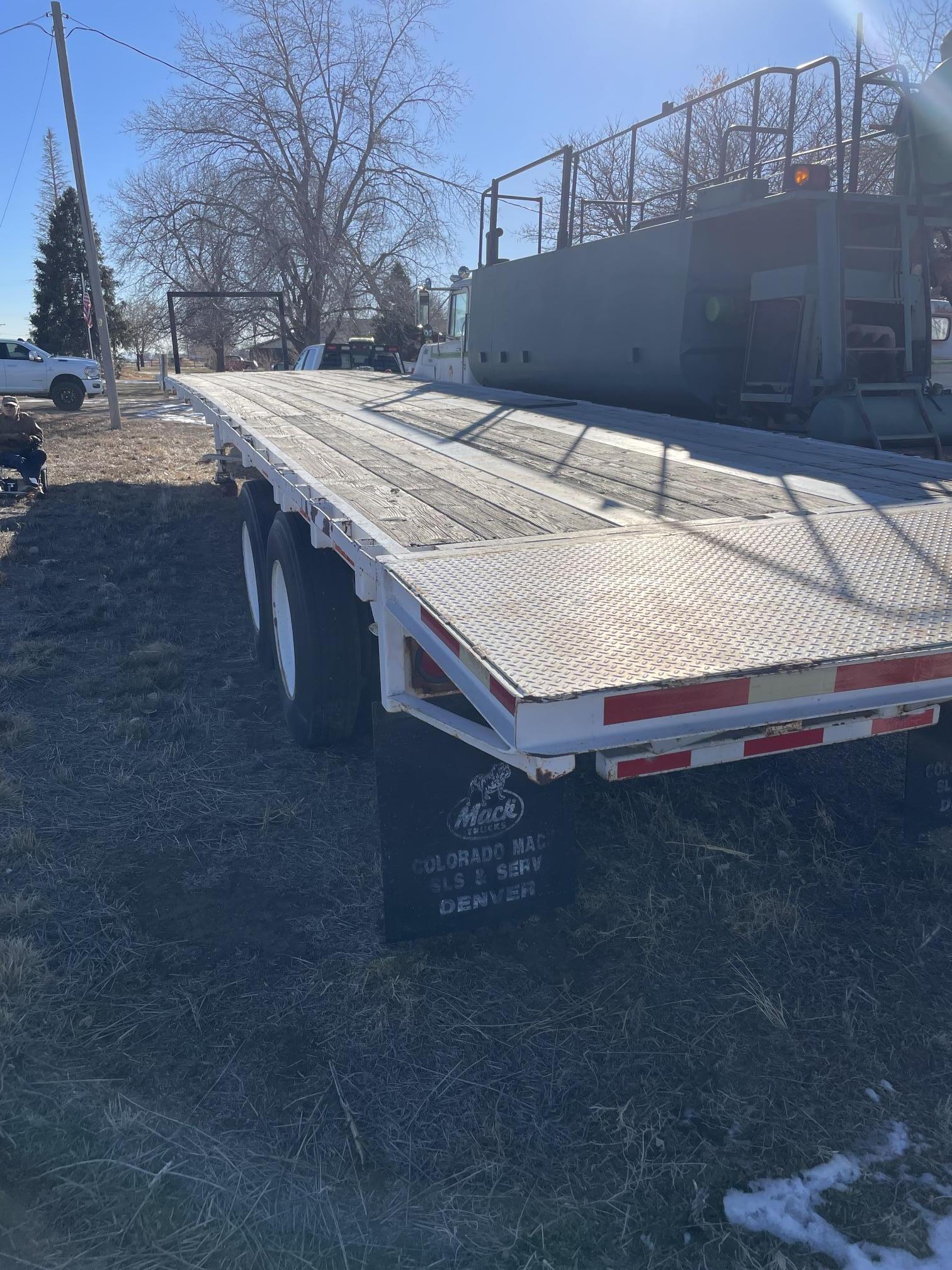 1995  50 - view 1 of 8