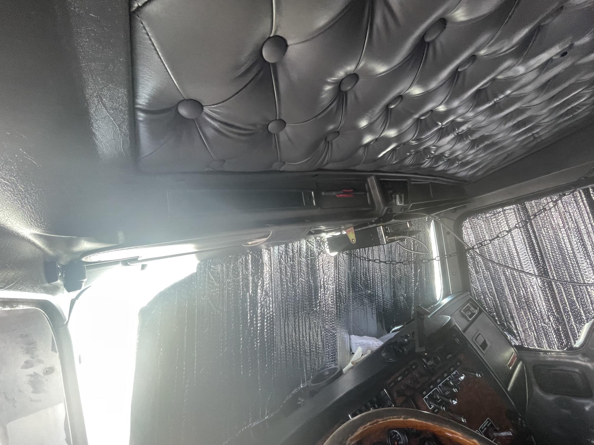 2004 KENWORTH W900 - view 10 of 21