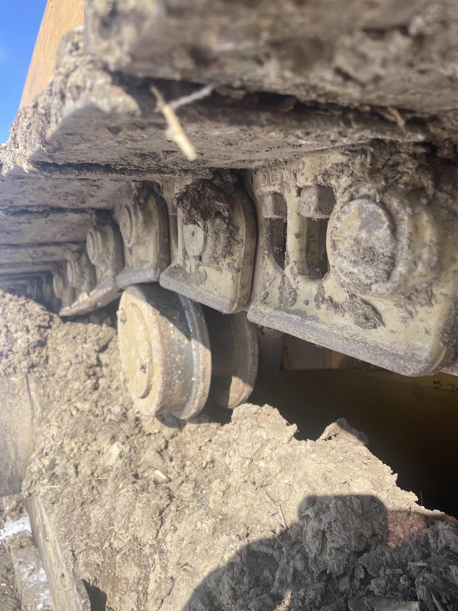 2001 DEERE 755C - view 16 of 30