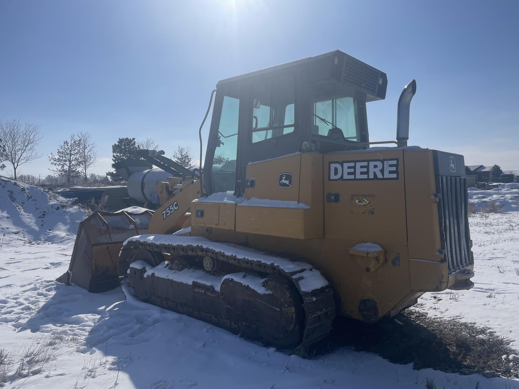 2001 DEERE 755C - view 10 of 30