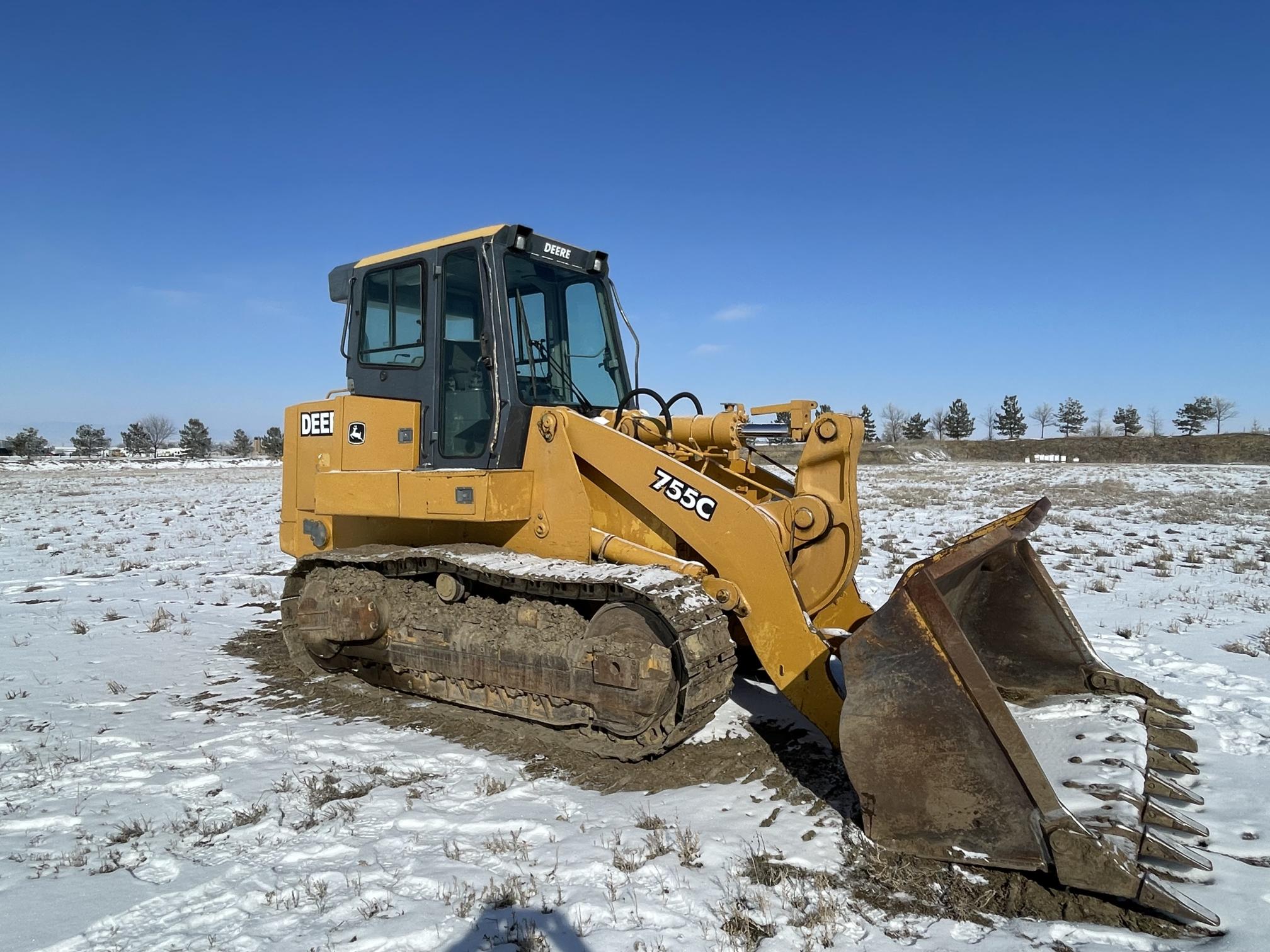 2001 DEERE 755C - view 11 of 30