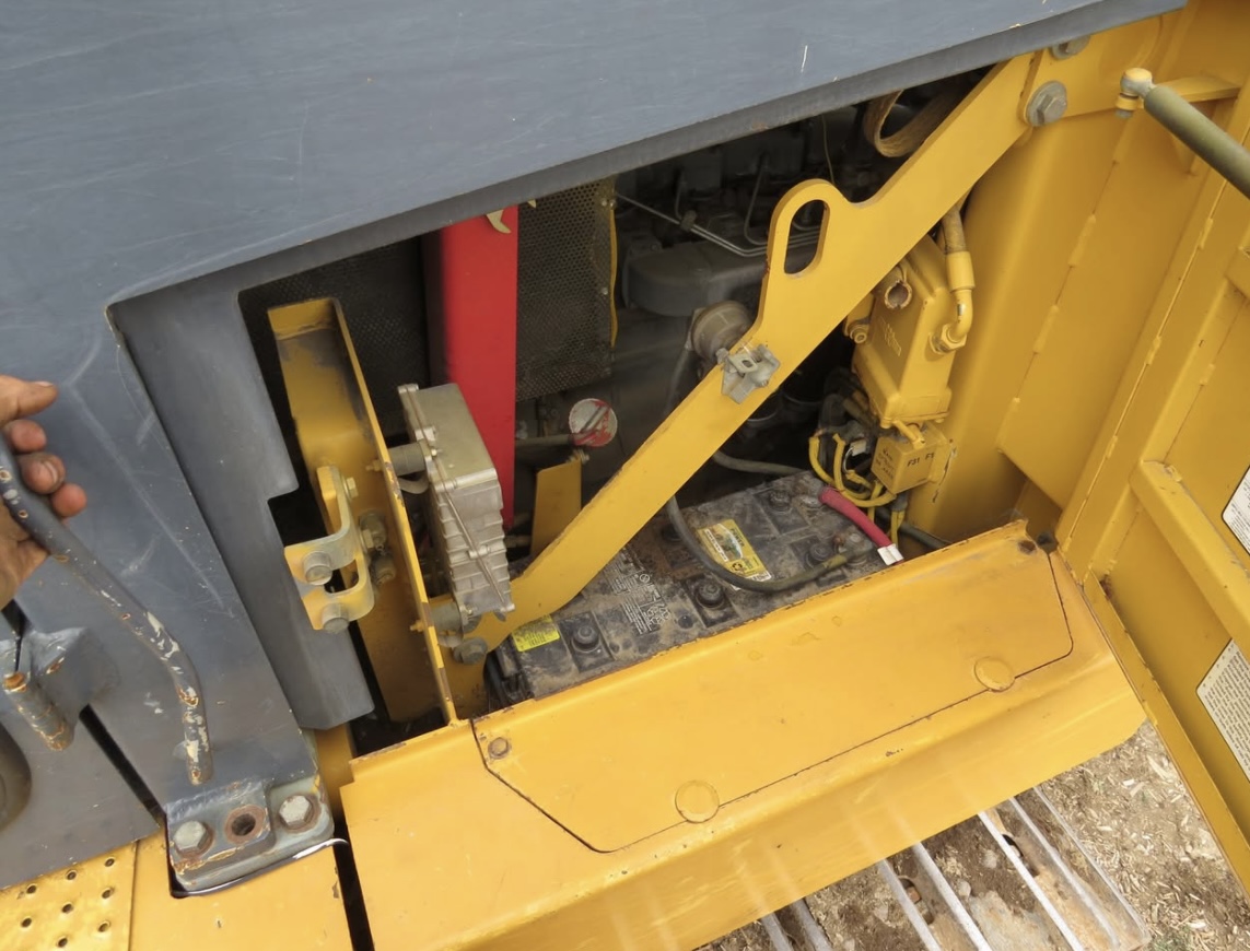 2001 DEERE 755C - view 19 of 30