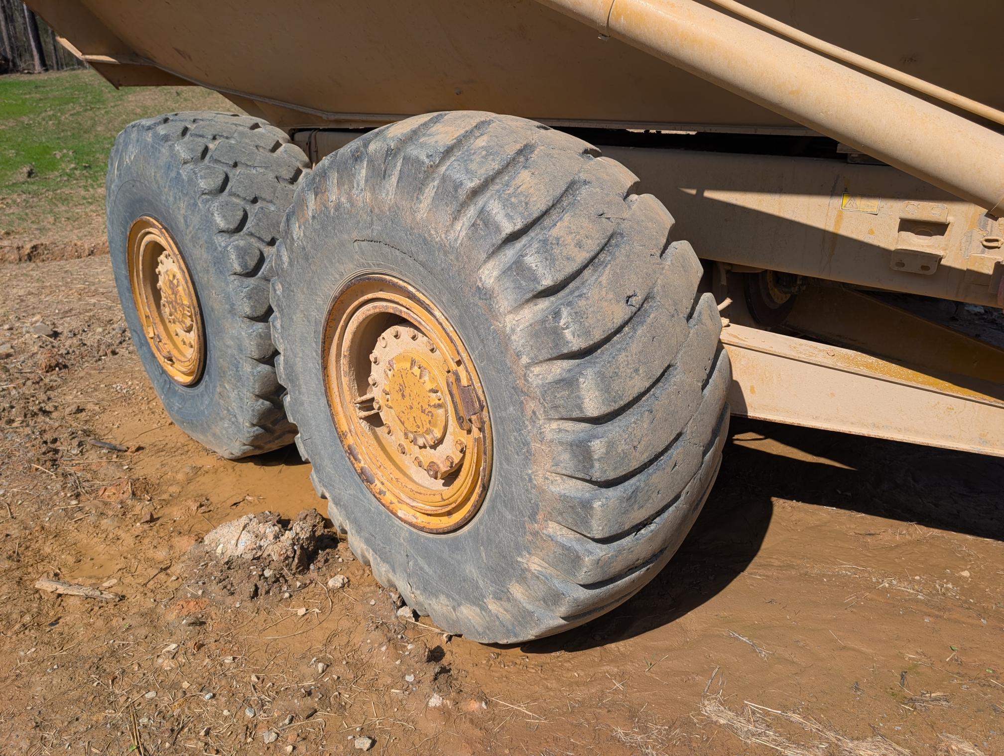 2014 CATERPILLAR 725 - view 19 of 21