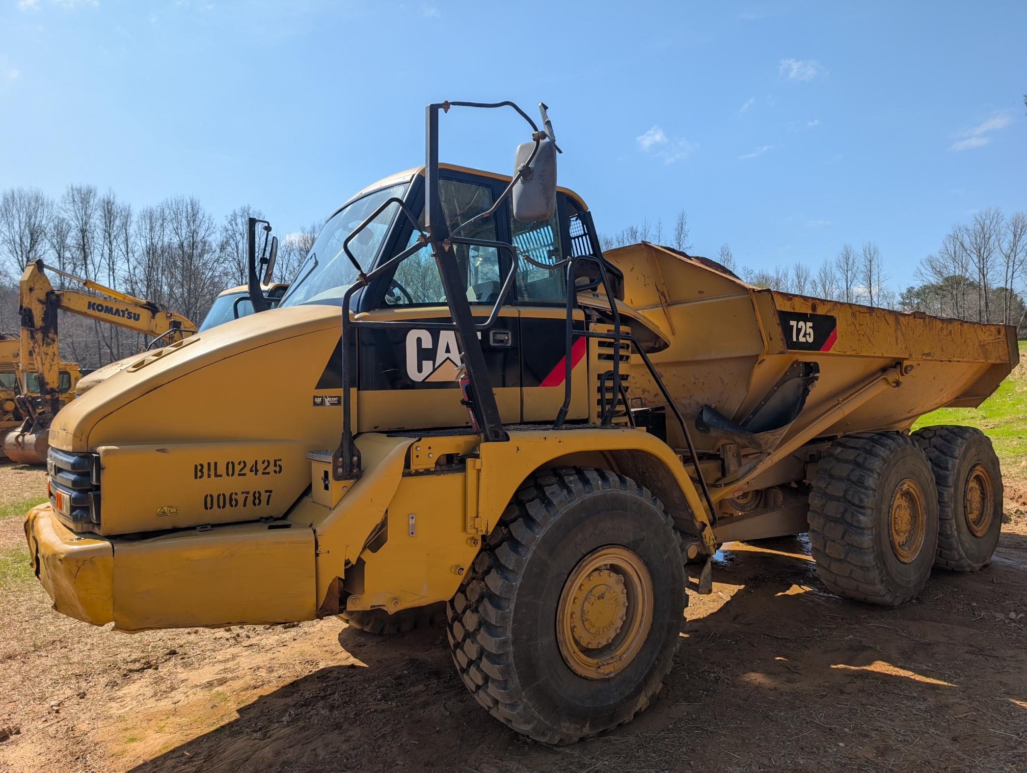 2014 CATERPILLAR 725 - view 2 of 21