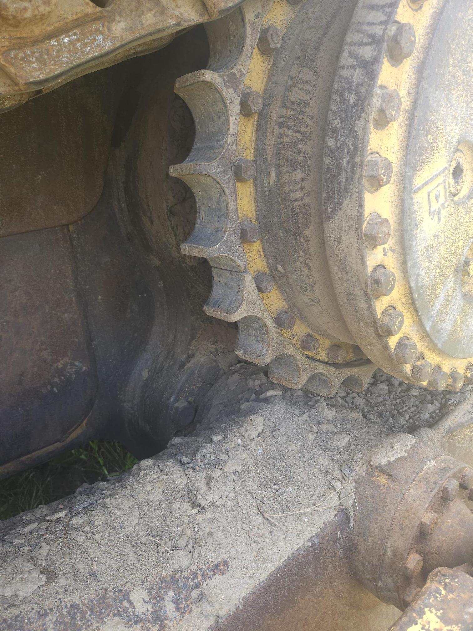 2001 CATERPILLAR D6R - view 17 of 18