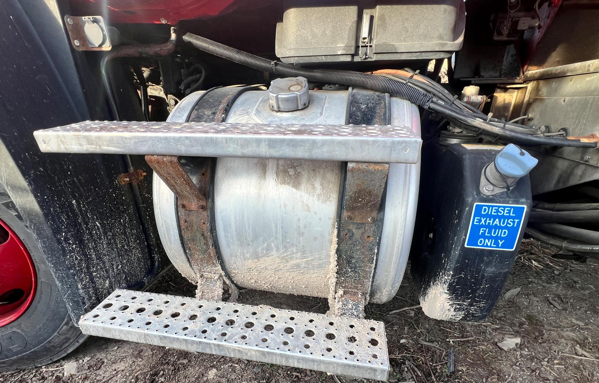 2014 FREIGHTLINER 108 SD Dump Truck - view 18 of 30